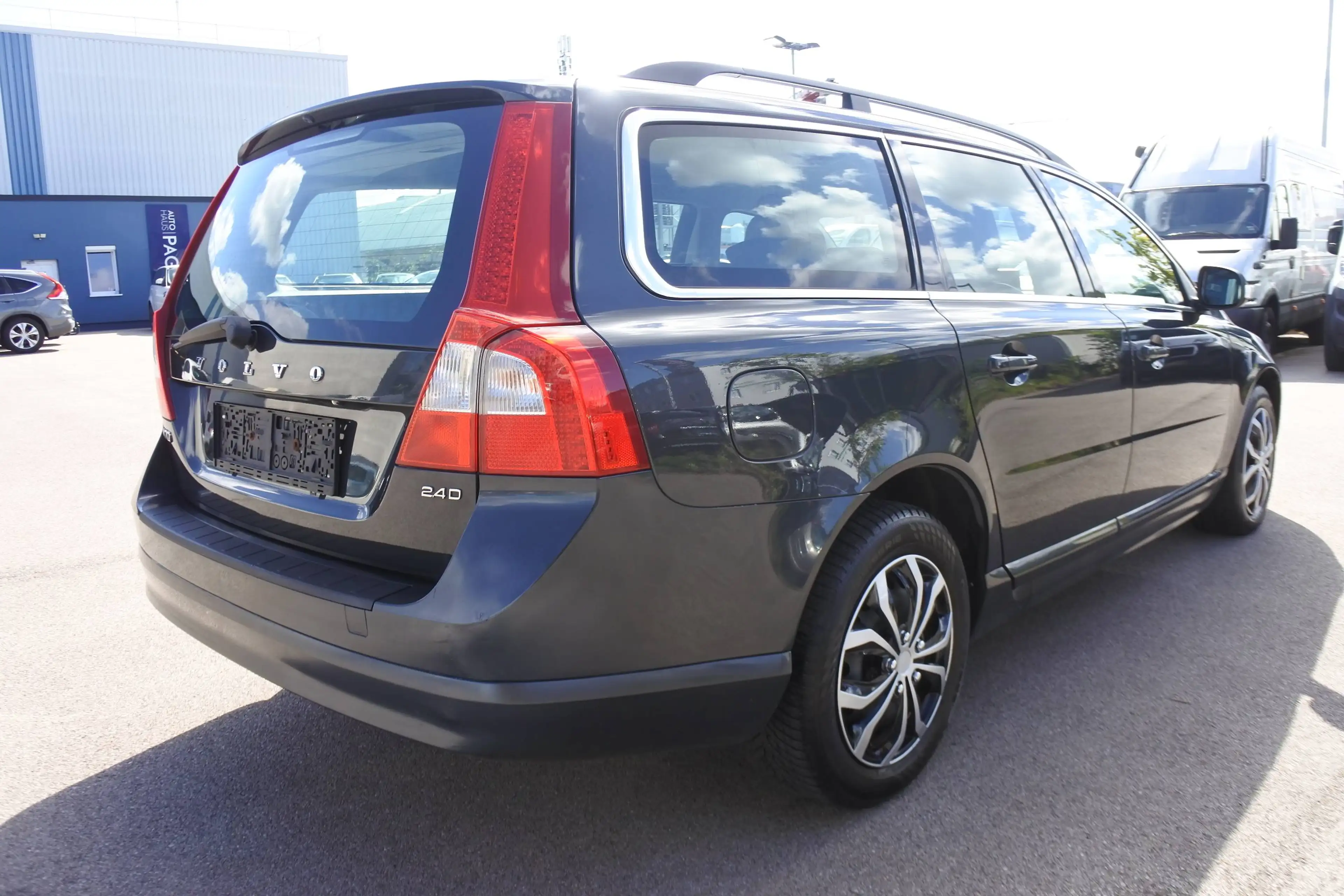 Volvo V70 V70 Momentum Geartronic Aut./5 ZYLINDER — photo 6