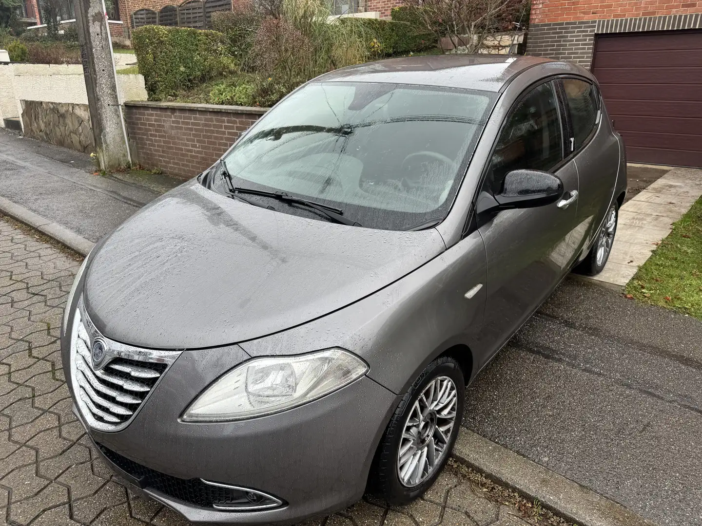 Lancia Ypsilon 0.9 TwinAir - 2