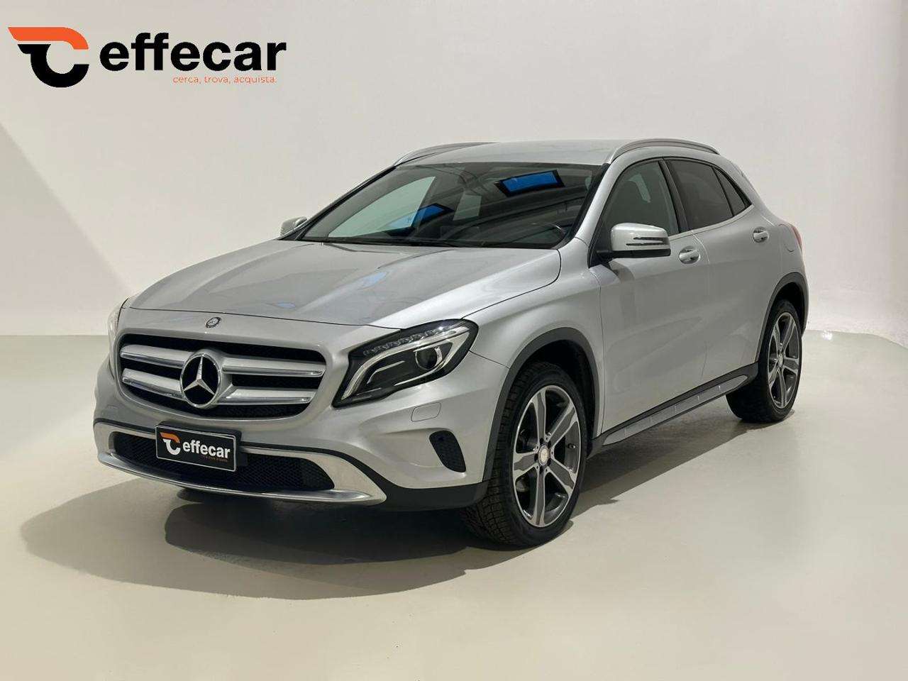 Mercedes-Benz GLA 220 d Automatic Premium