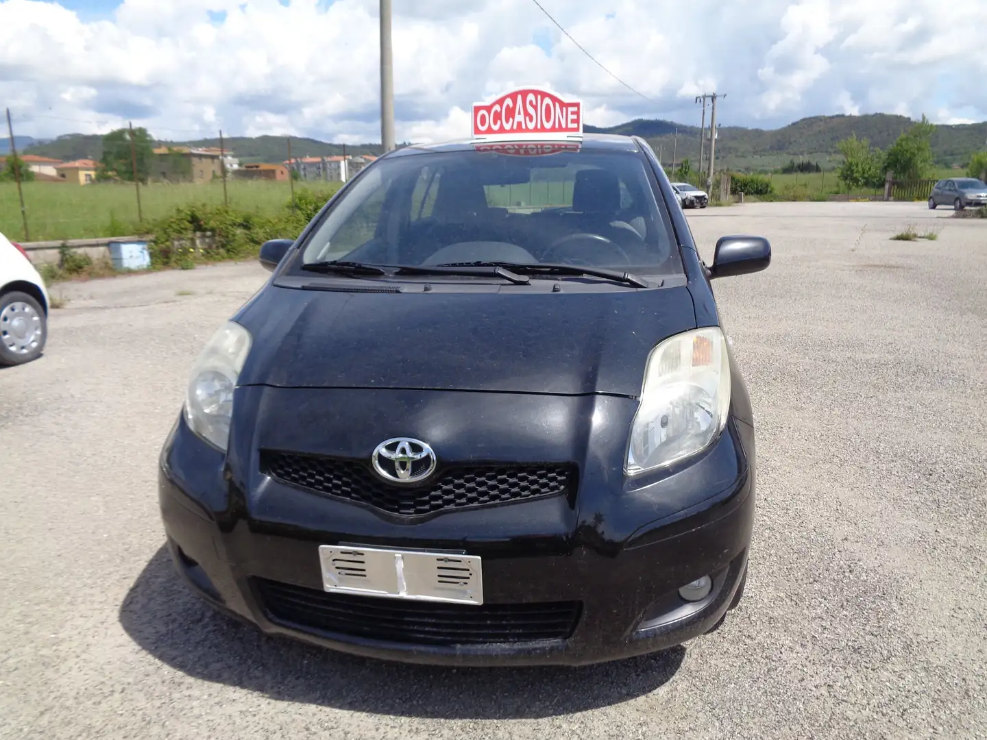 Toyota Yaris Yaris 5p 1.4 d-4d Sol dpf Noir - 2