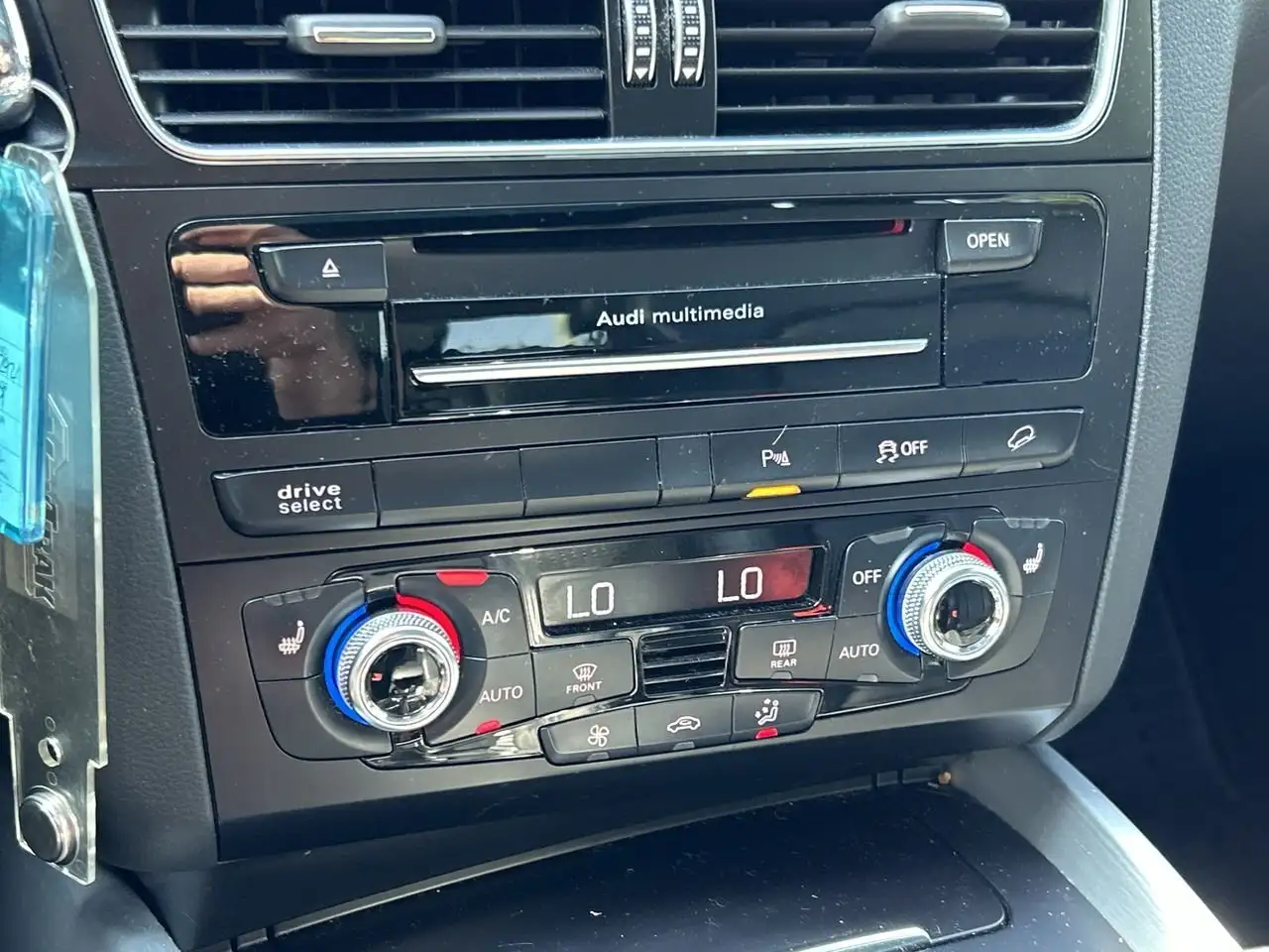 Audi Q5 снимка Audi Q5