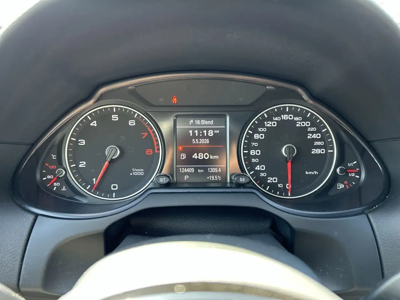 Audi Q5 снимка Audi Q5