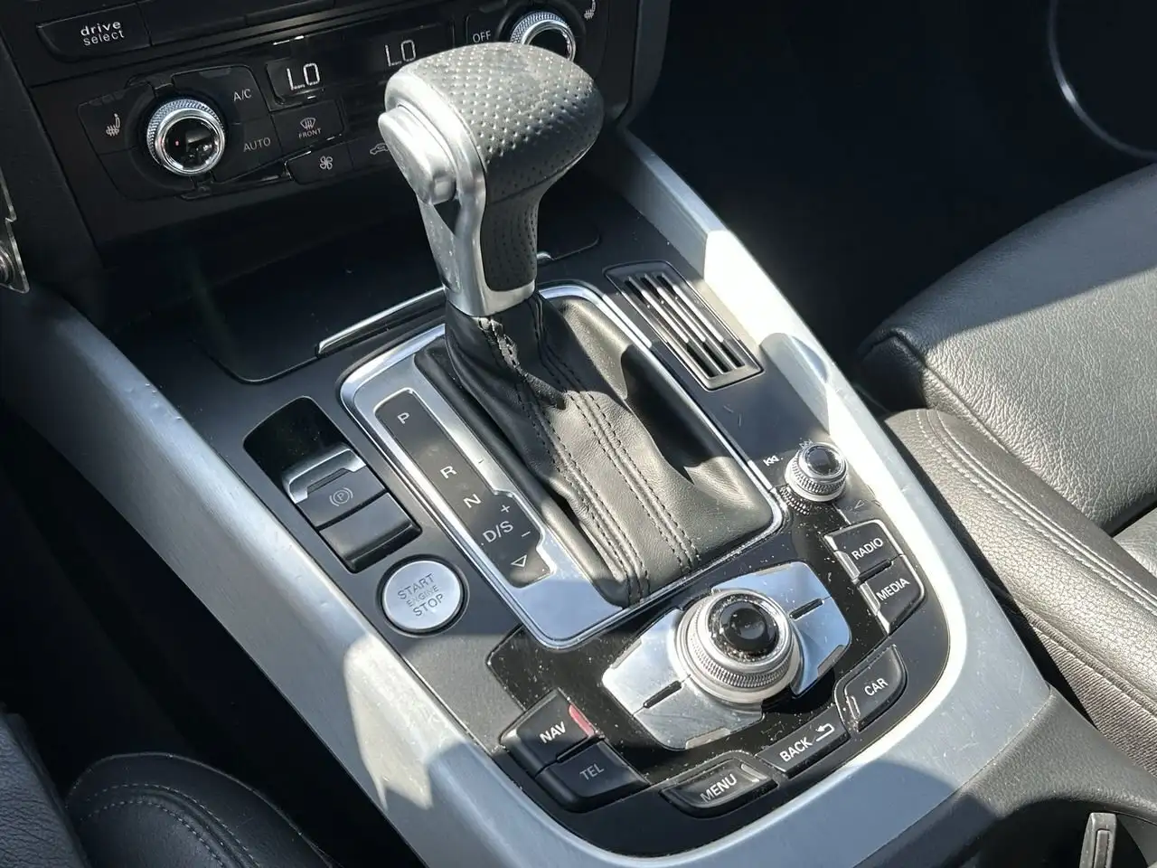Audi Q5 снимка Audi Q5