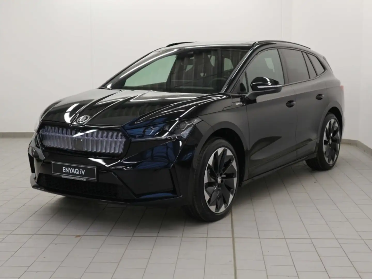 Skoda Enyaq Sportline 85x 82 kWh HUD/AHK/PANO/Memory Schwarz - 2