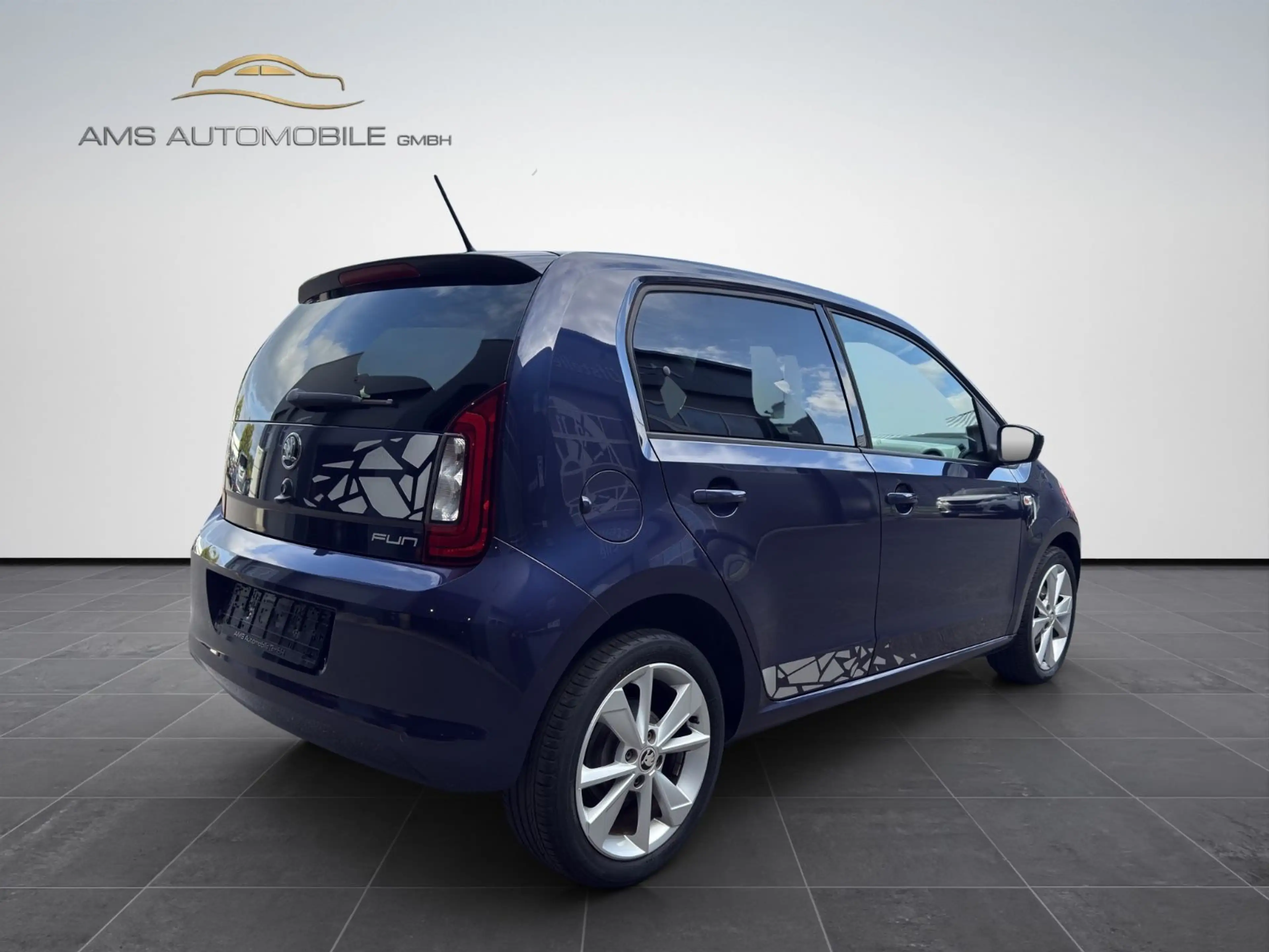 Skoda Citigo Fun*KLIMA*SITZHEIZUNG*DAB*PDC*TEMPOMAT* — photo 5