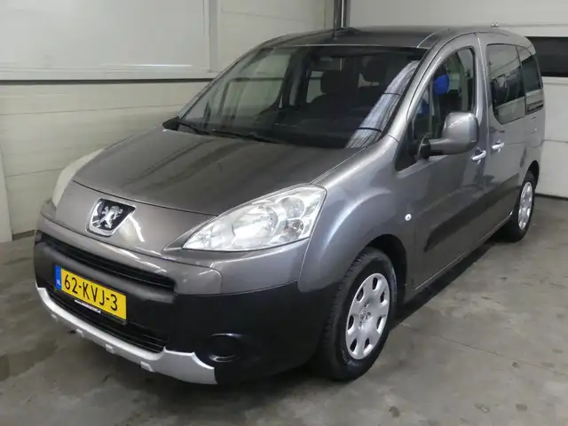 Peugeot Partner Tepee 1.6 VTi XT - 7 persoons! - Cruise Control -