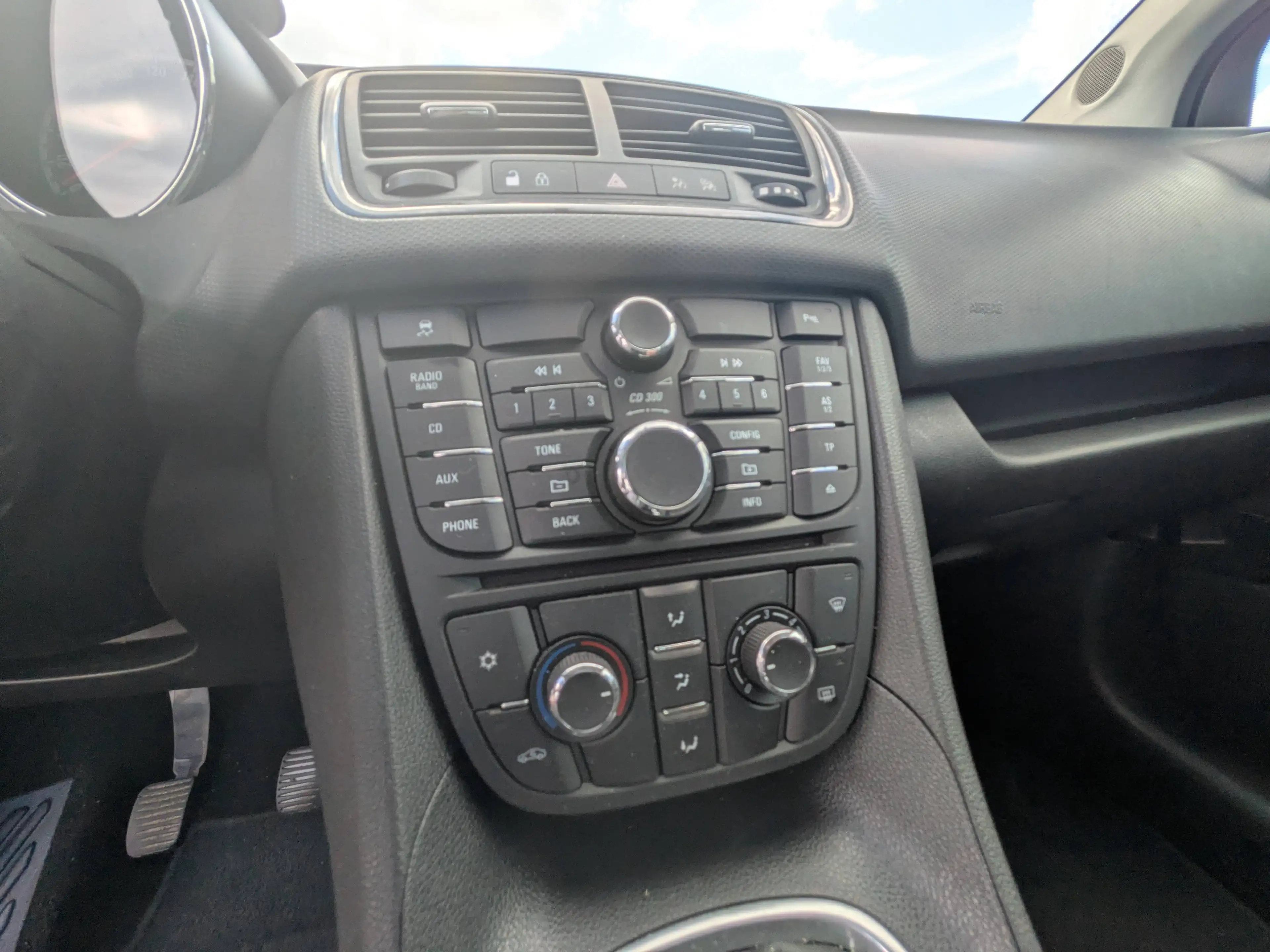 Opel Meriva Active*Tüv neu*abnehmbare Anhängerkupplung — photo 10