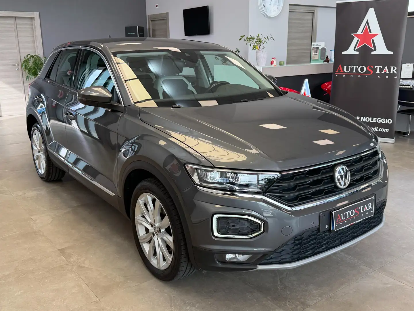Volkswagen T-Roc 2.0 tdi Advanced 4motion dsg Grigio - 2