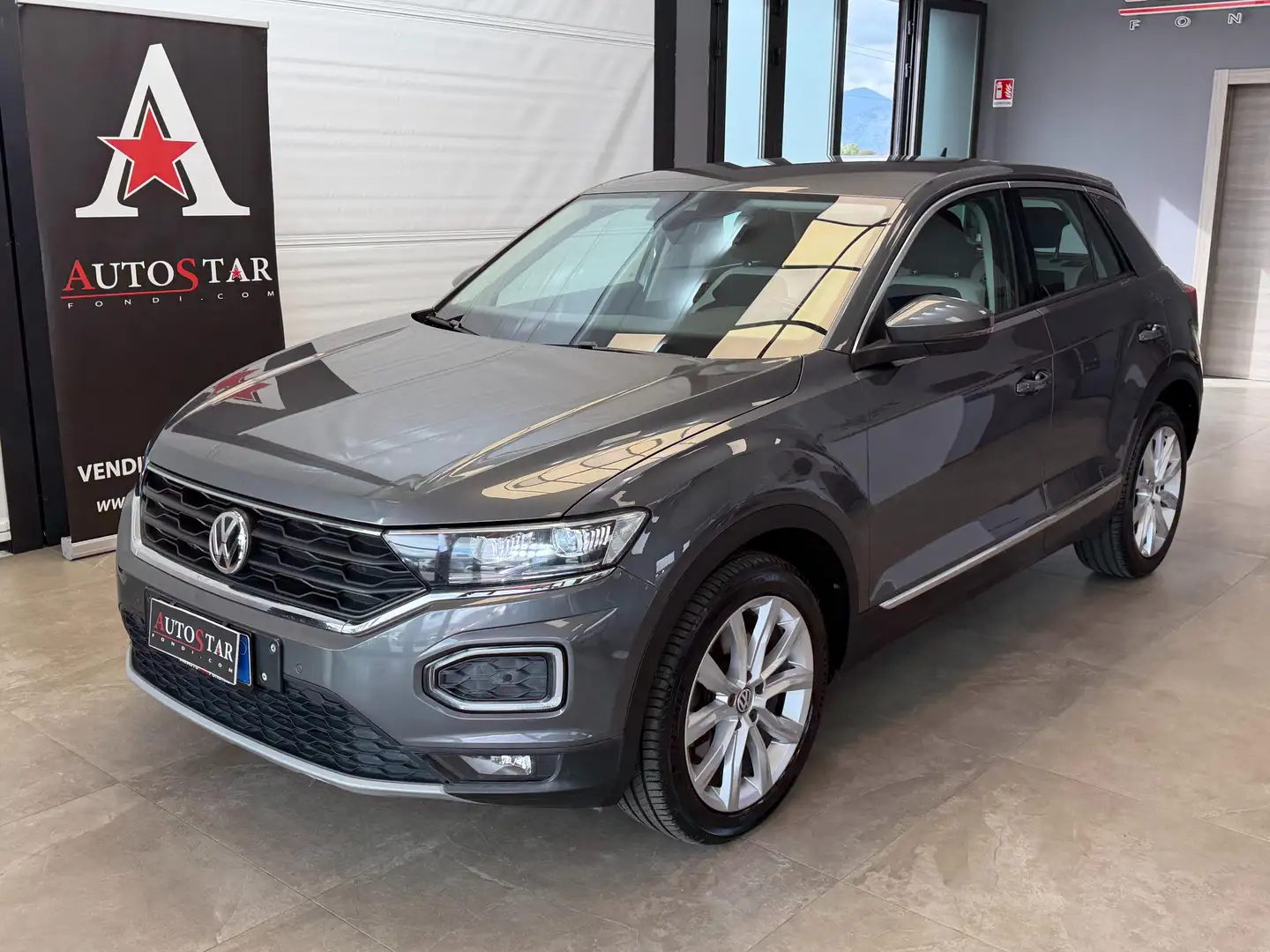 Volkswagen T-Roc 2.0 tdi Advanced 4motion dsg Grigio - 1