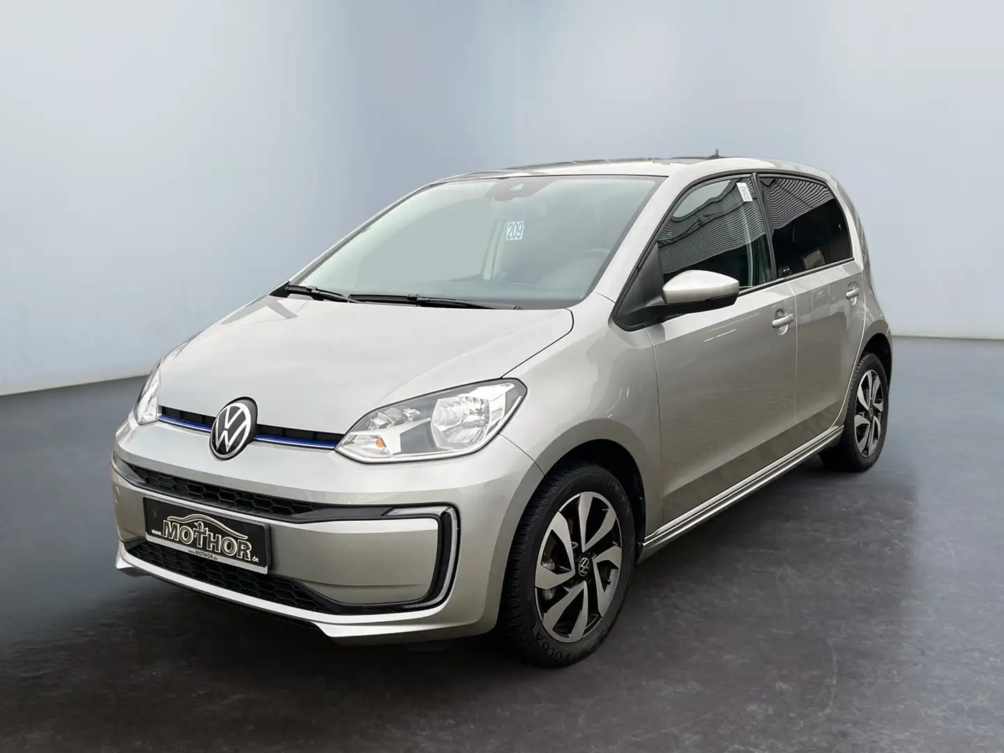 Volkswagen e-up! Active Sitzheizung Bluetooth DAB+ Silber - 2