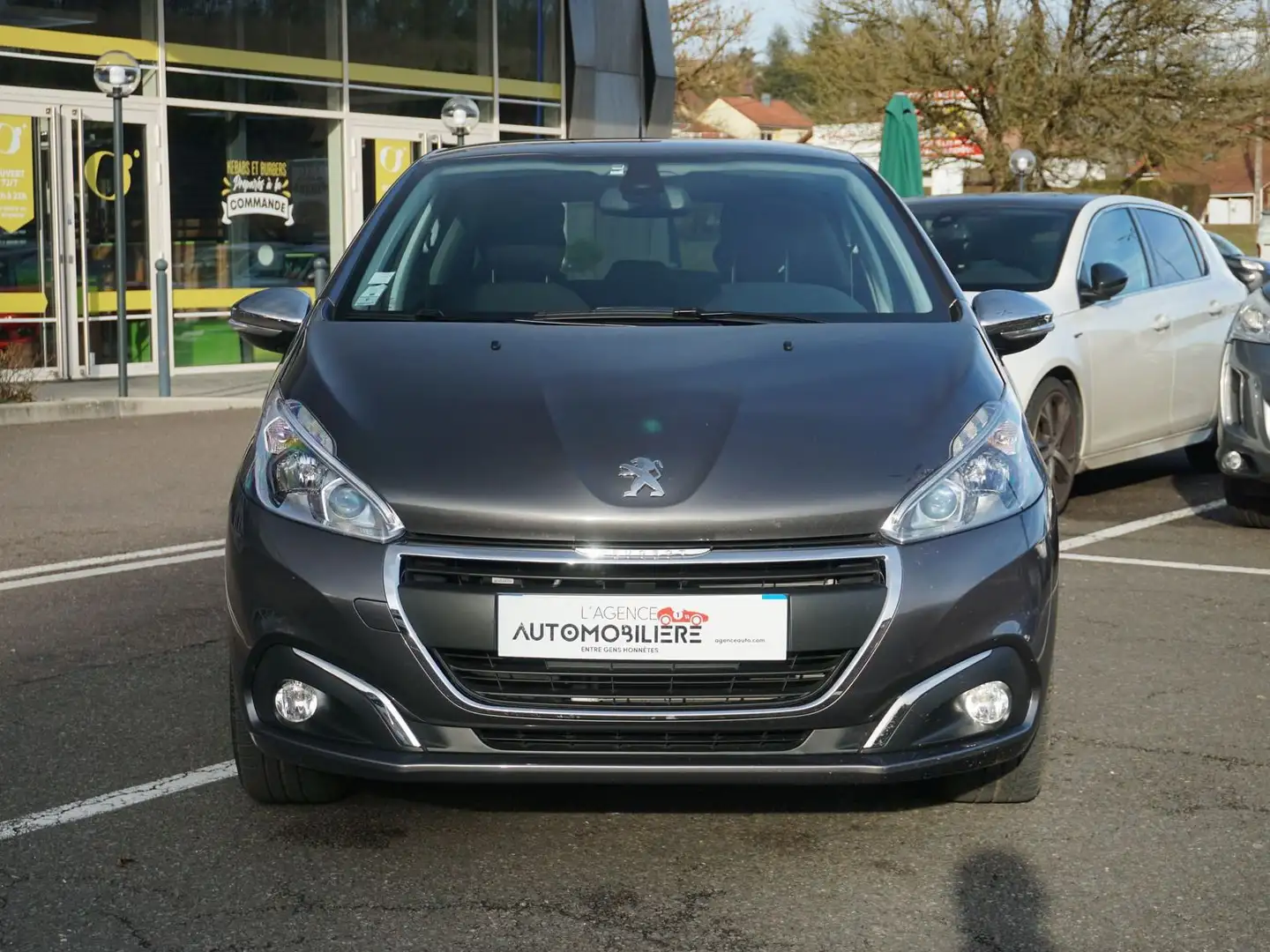 Peugeot 208 1.2 VTi 12V 82 cv Style Gris - 2