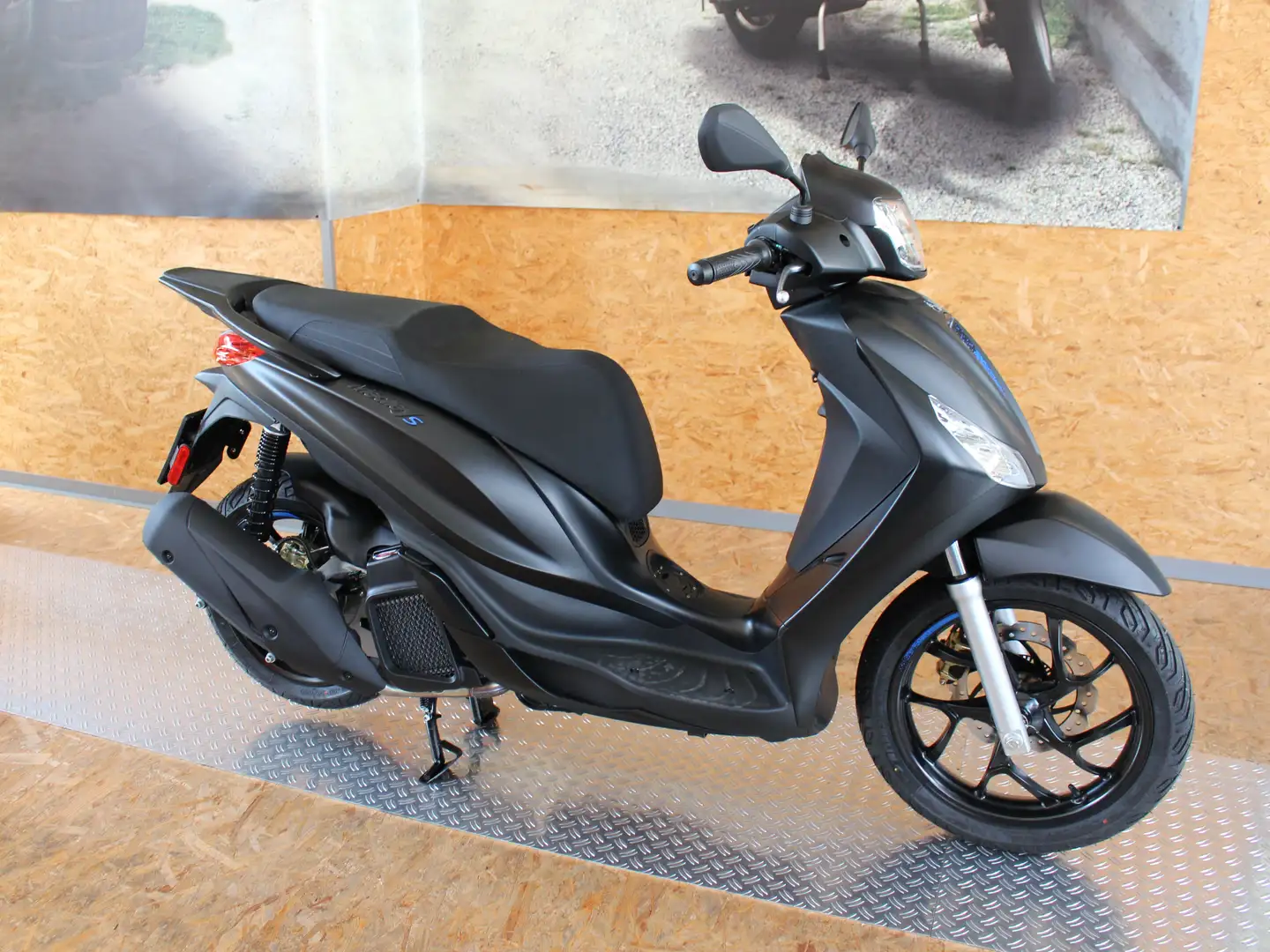 Piaggio Medley 125 Piaggio Medley 125 S Euro5+ iGet Modell 2025 NEU Schwarz - 1