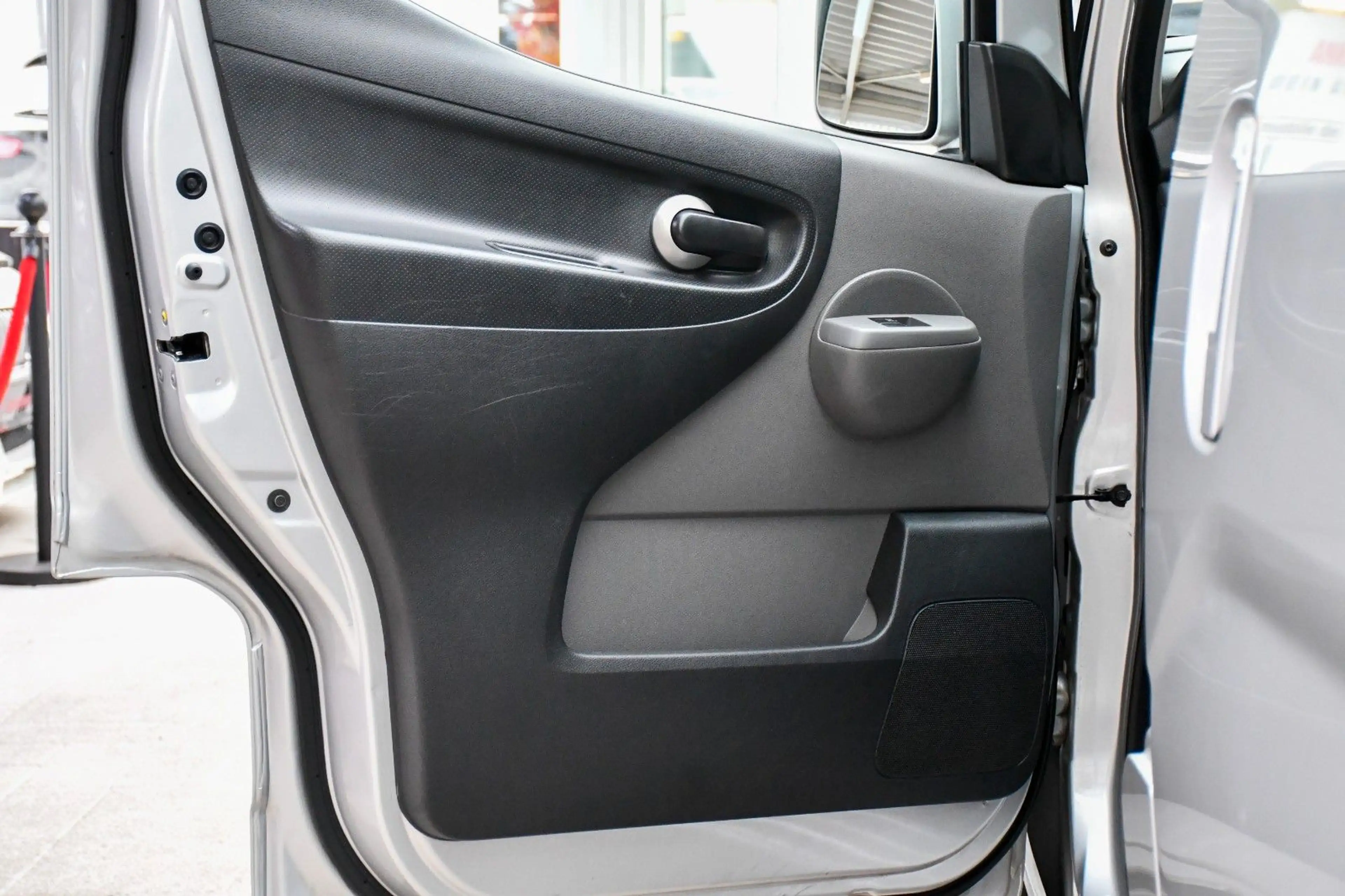 Nissan NV200 /Evalia Evalia Premium Tem Kam Navi 7 Sitz — photo 7