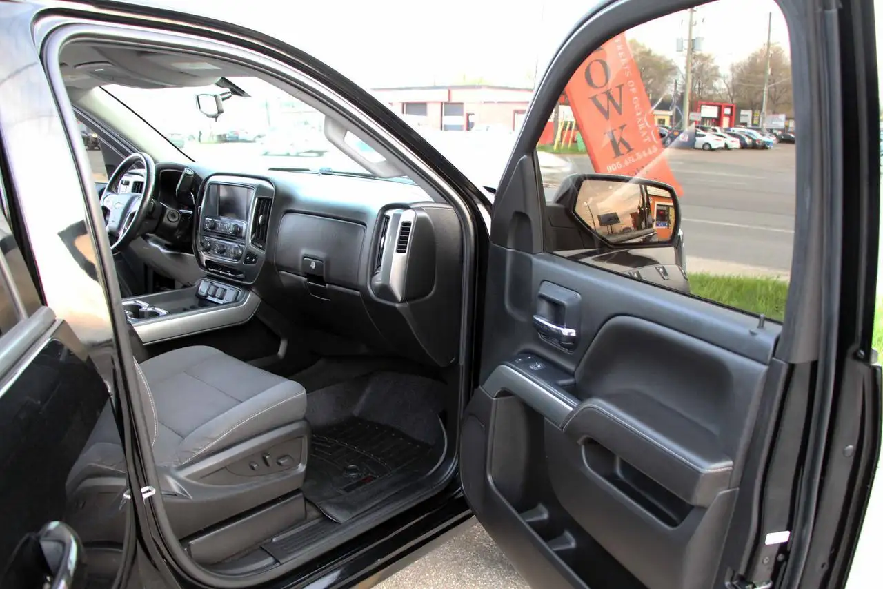 Chevrolet Silverado 1500 photo Chevrolet Silverado 1500