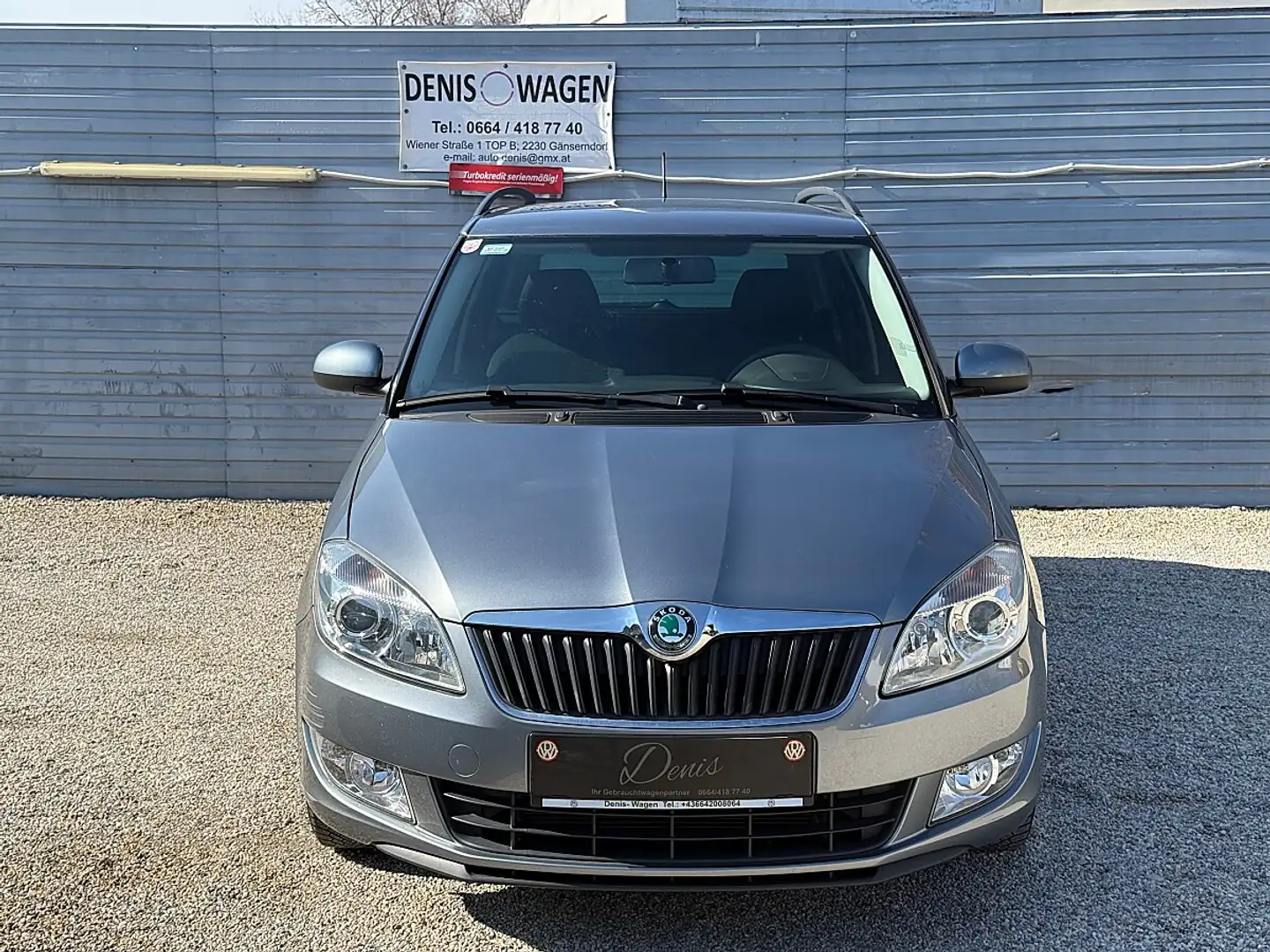 Skoda Fabia Combi Ambition+ 1,2 12V Grau - 2
