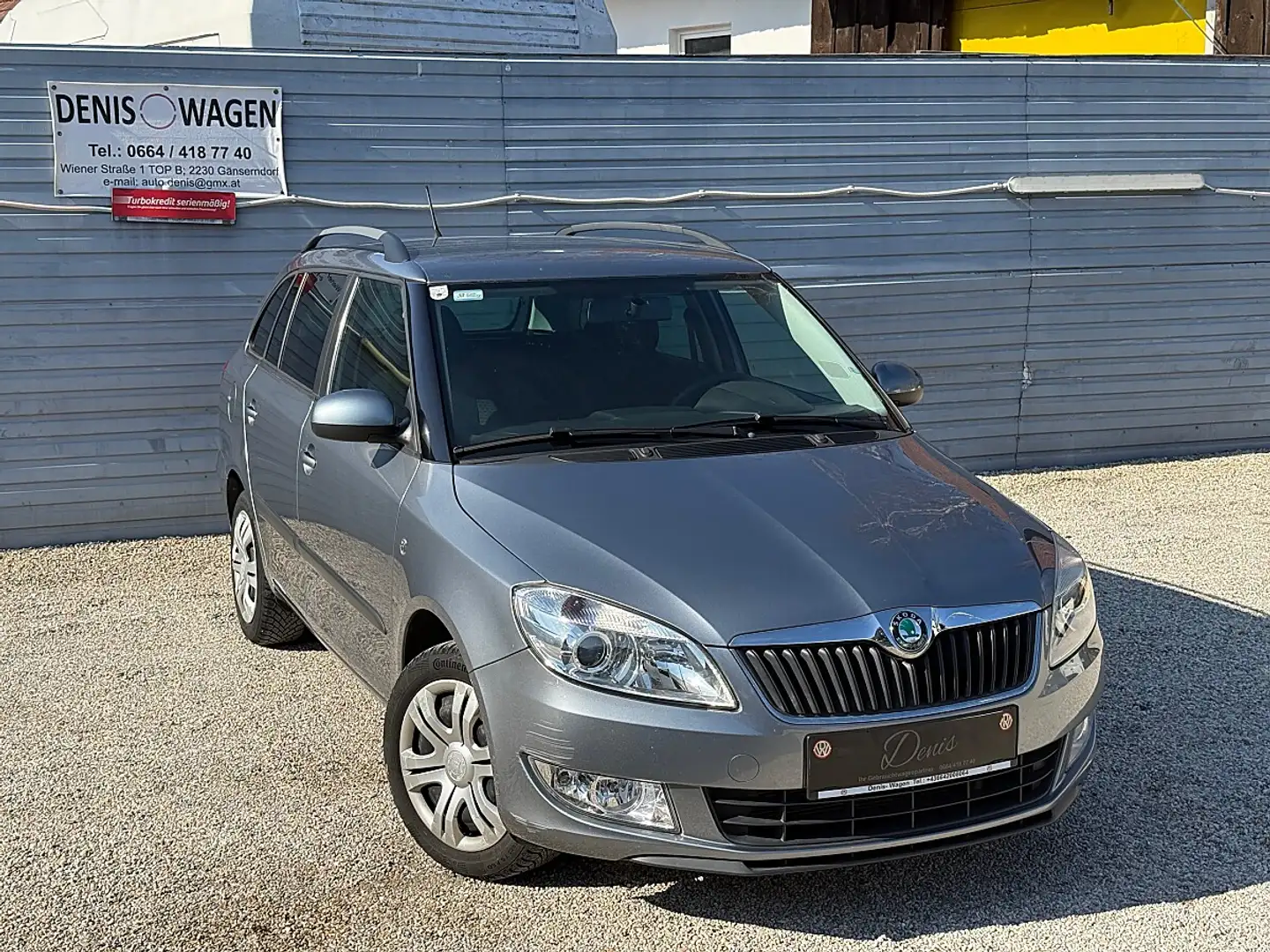 Skoda Fabia Combi Ambition+ 1,2 12V Grau - 1