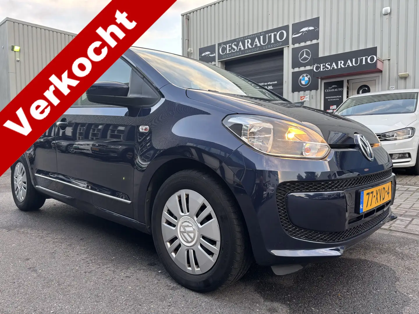 Volkswagen up! 1.0 move up! BlueMotion / 74 DKM / DEALER ONDERHOU Bleu - 1