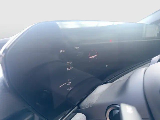 Audi A6 view 9