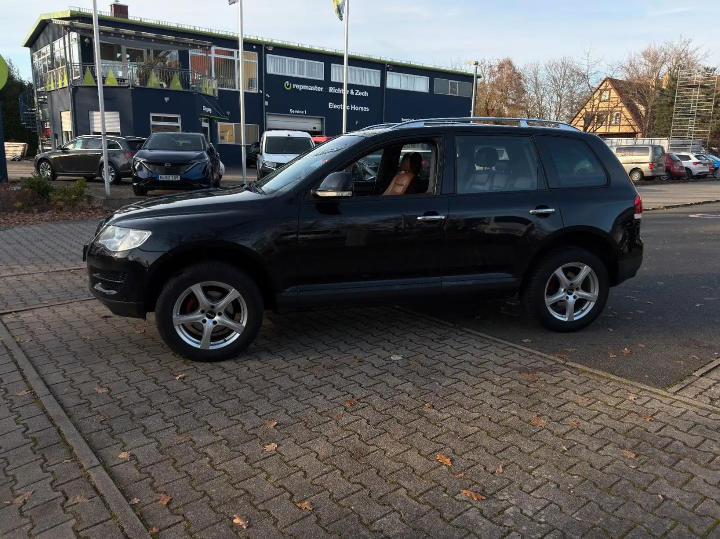 Volkswagen Touareg R5 TDI Negro - 2