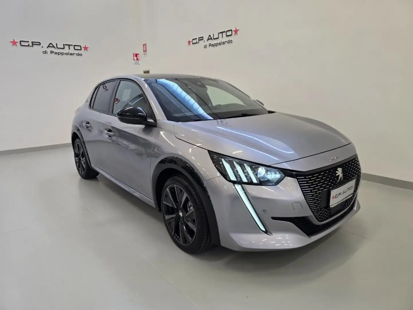 Peugeot 208 PureTech 100 5 porte GT Grigio - 1