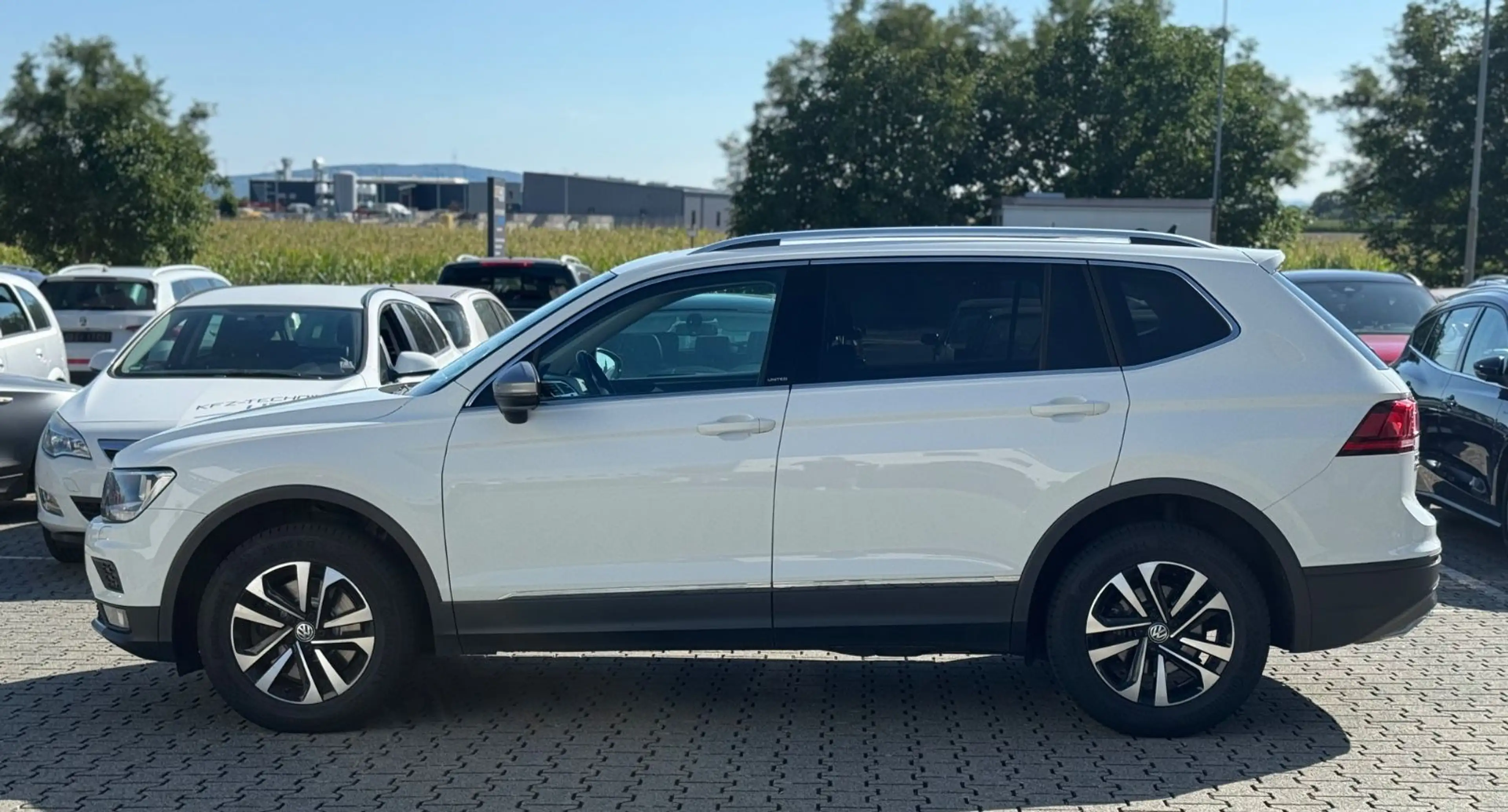 Volkswagen Tiguan Allspace United 4Motion*Panoramadach — photo 8