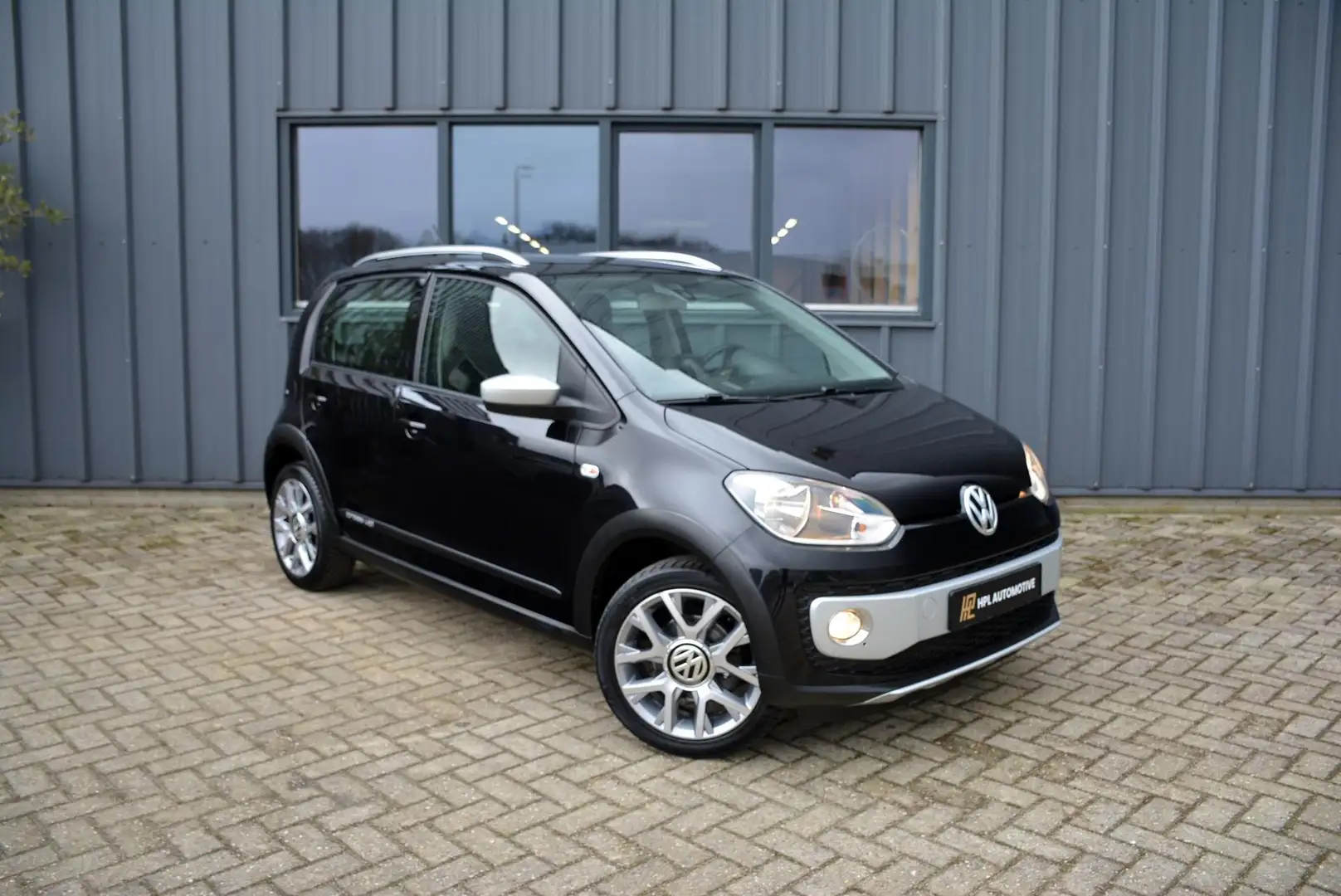 Volkswagen up! 1.0 cross up! BlueMotion Zwart - 2