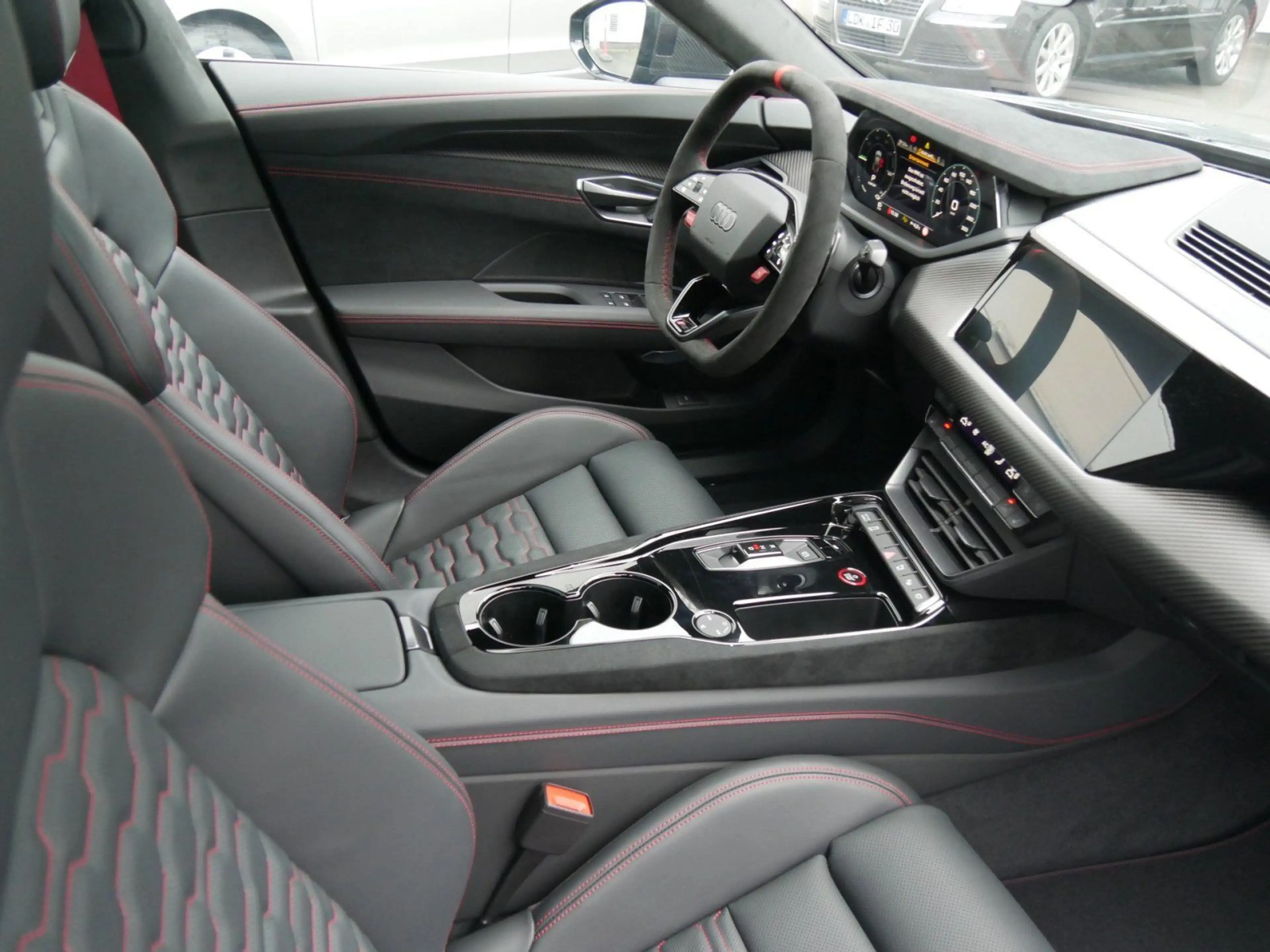 Audi RS e-tron GT performance 620 kW — photo 4