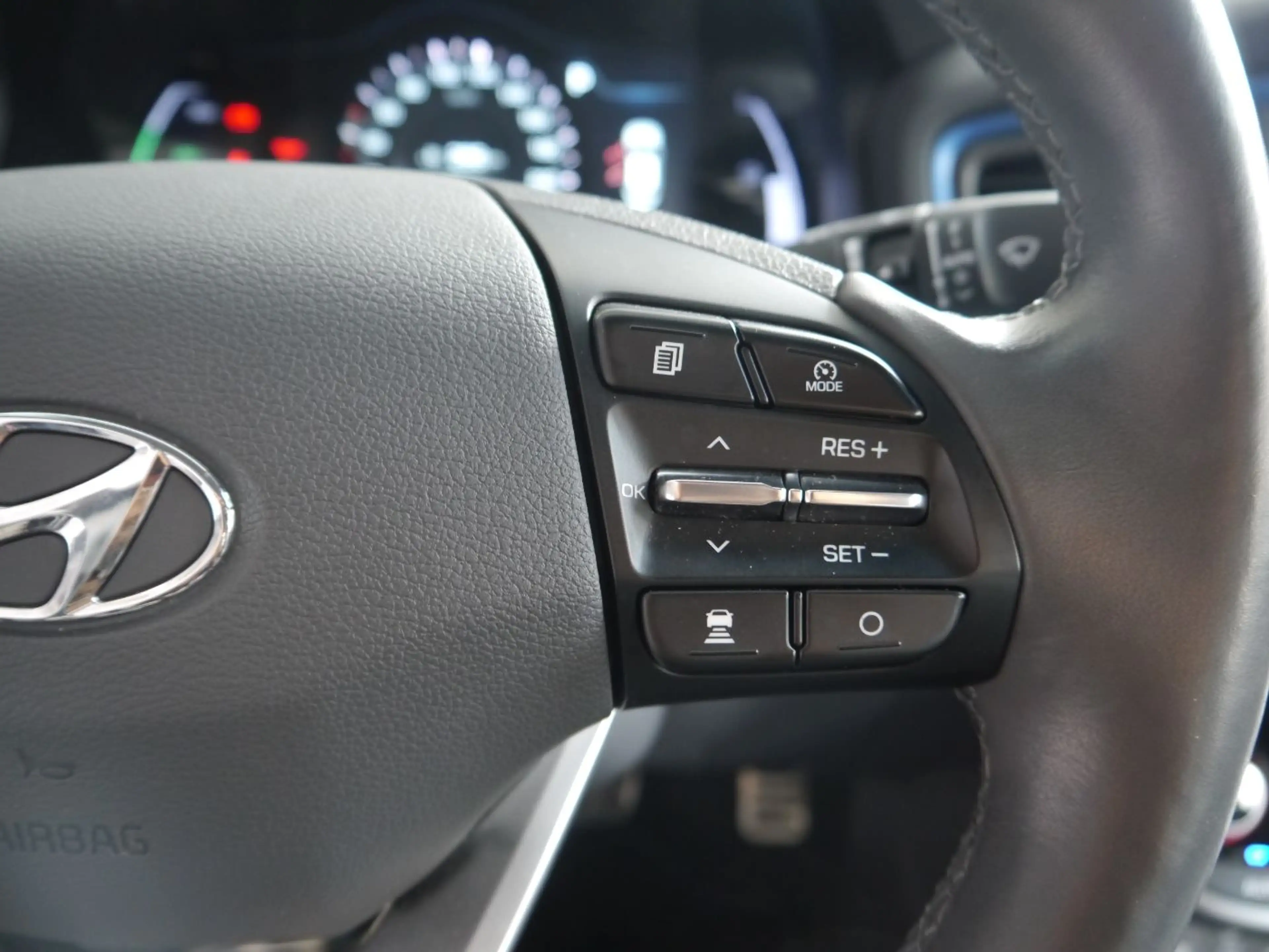 Hyundai IONIQ 1.6 GDI Premium Inkl. Big Deal Paket — photo 15