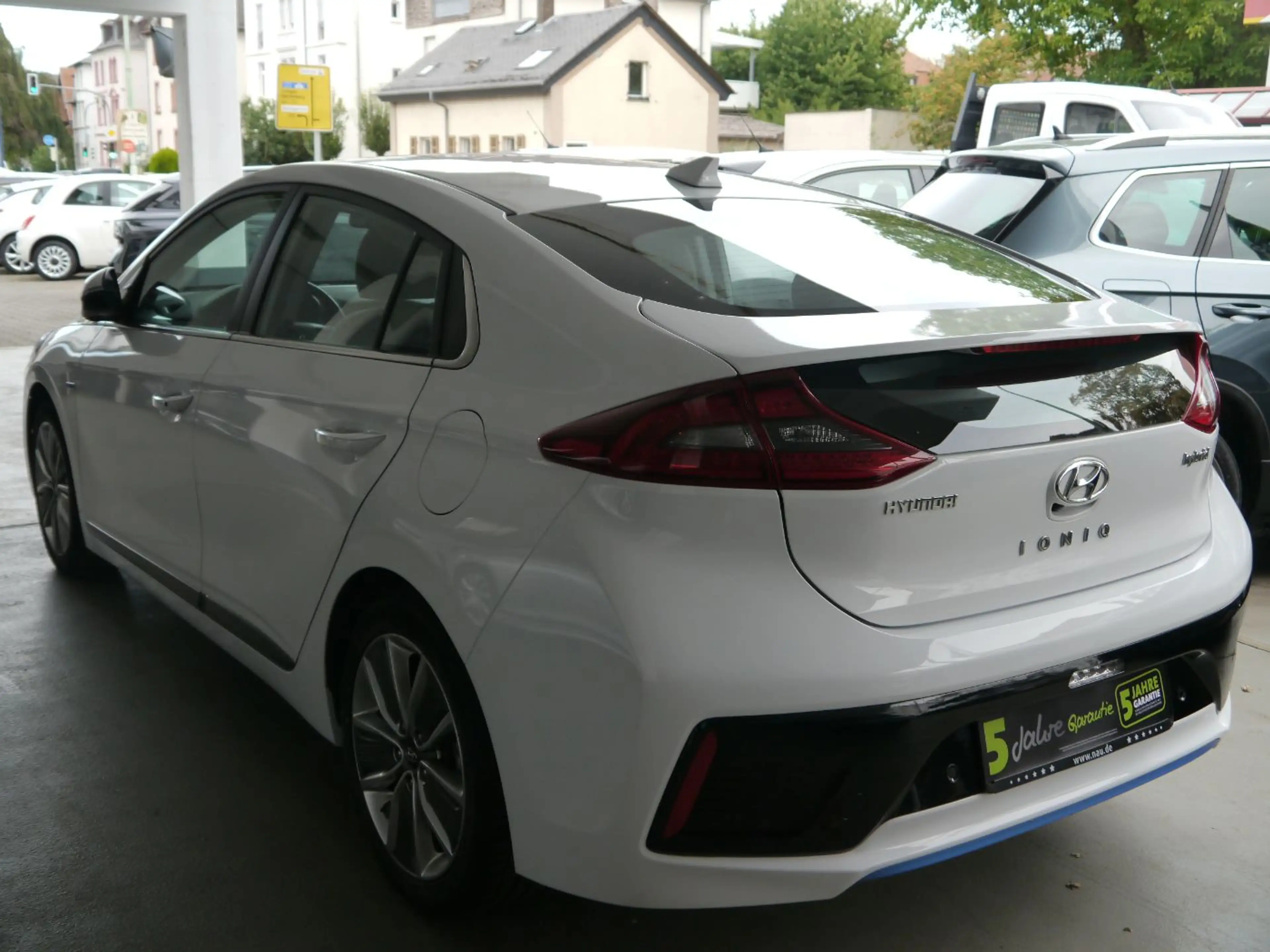 Hyundai IONIQ 1.6 GDI Premium Inkl. Big Deal Paket — photo 5