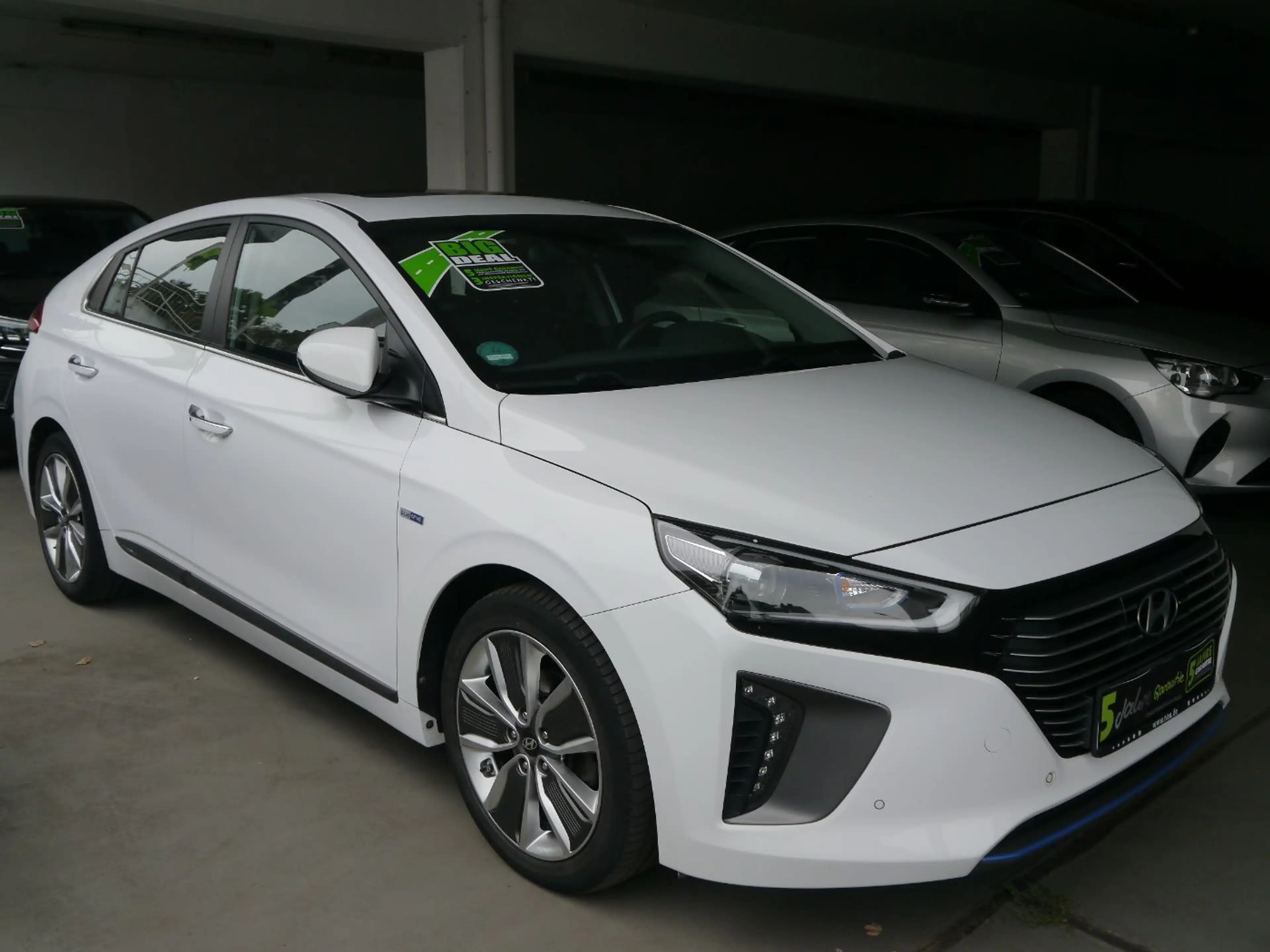Hyundai IONIQ 1.6 GDI Premium Inkl. Big Deal Paket — photo 9