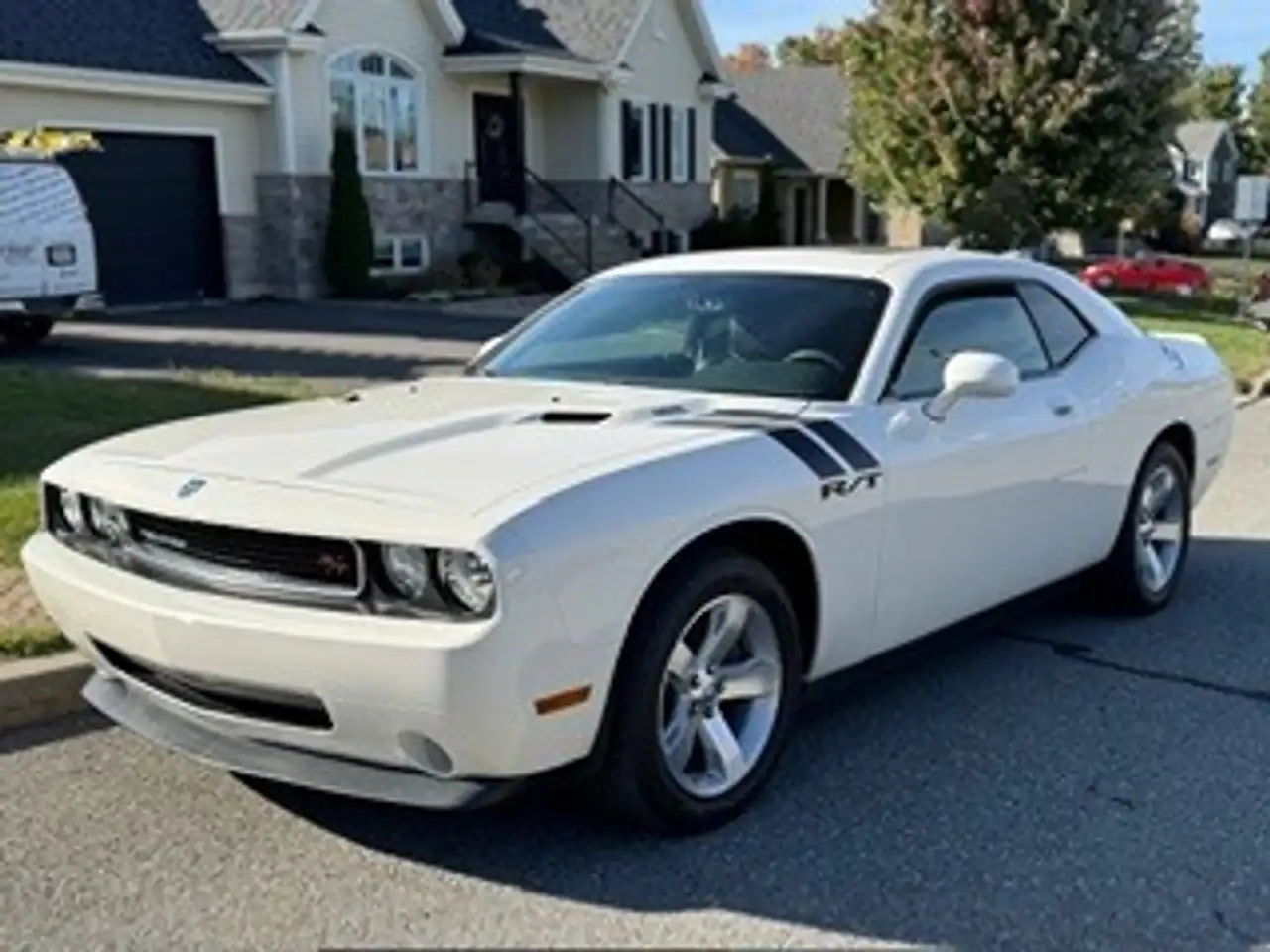 Dodge Challenger снимка Dodge Challenger
