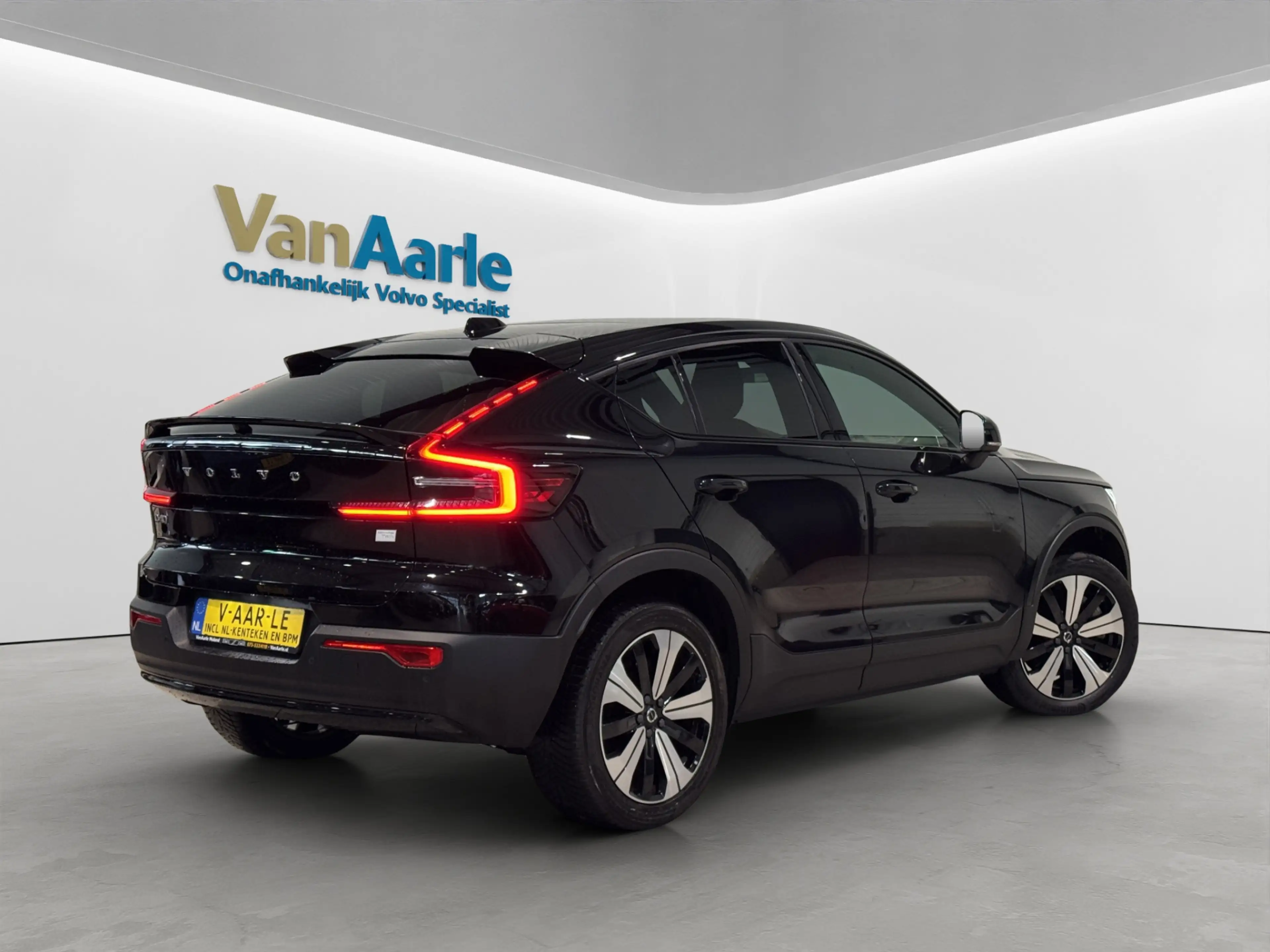 Volvo C40 Recharge Twin Plus SOH 95% ACC Panoramadak Stoelve — photo 9