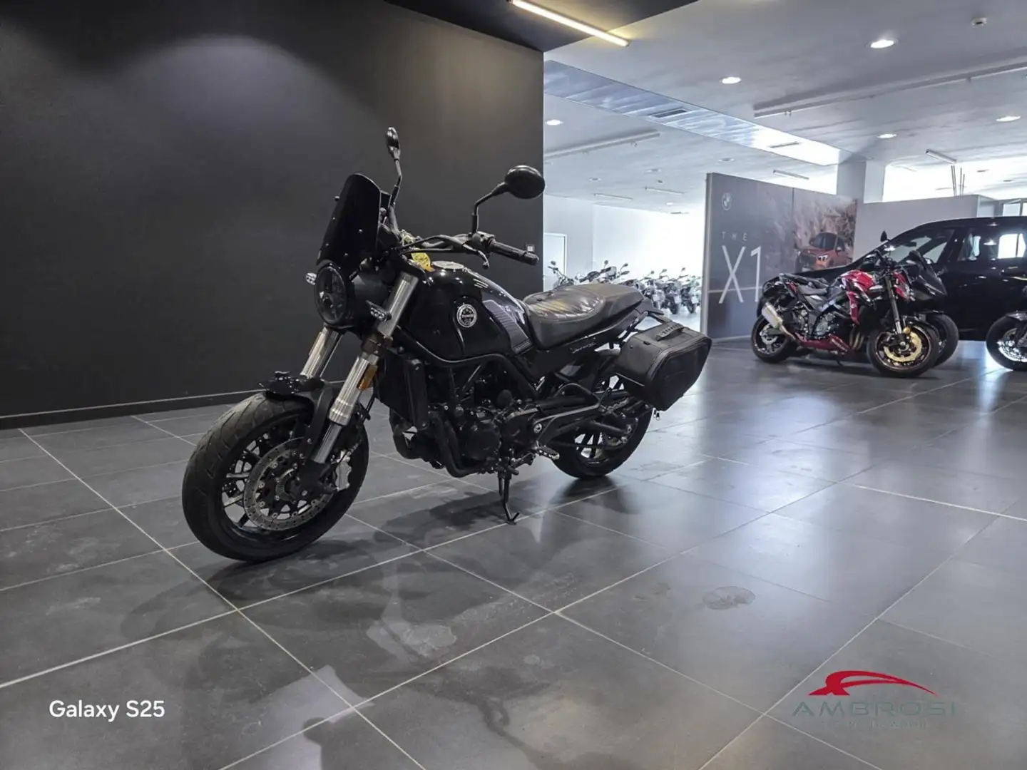 Benelli Leoncino 500 Nero - 1