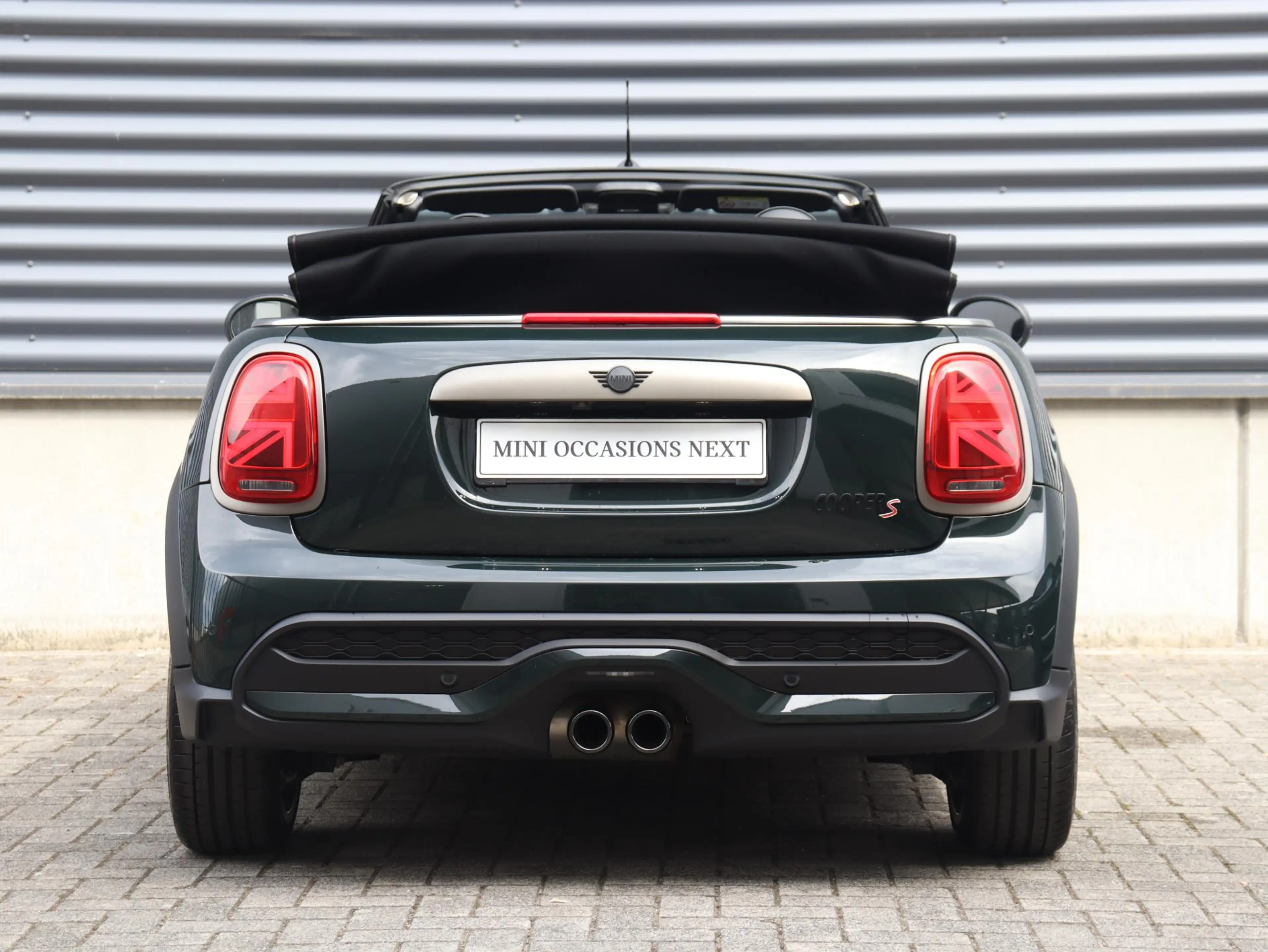 MINI Cooper S Cabrio | Resolute Edition + Camera + Head-Up + Sportstoel — photo 6