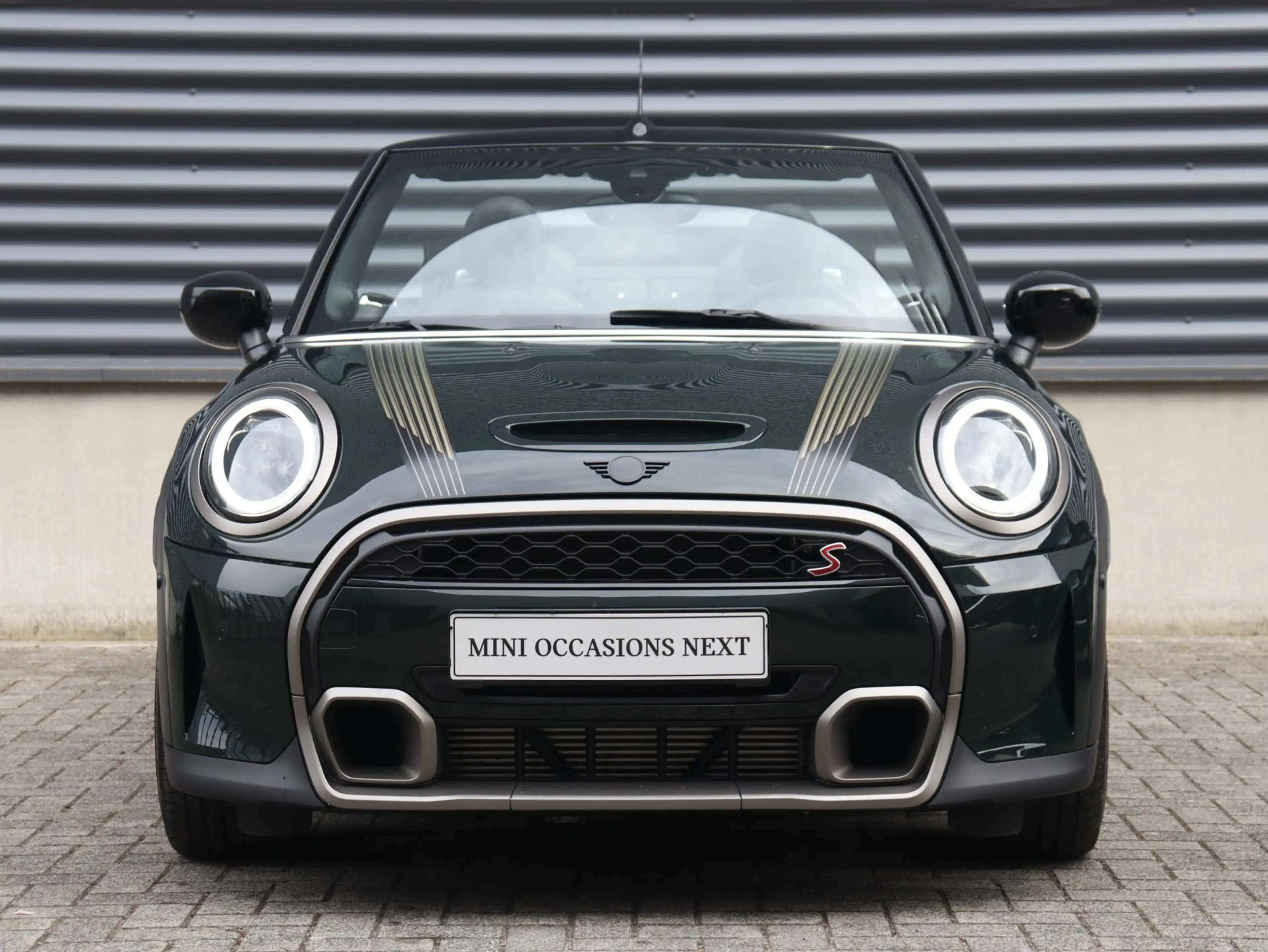 MINI Cooper S Cabrio | Resolute Edition + Camera + Head-Up + Sportstoel — photo 5