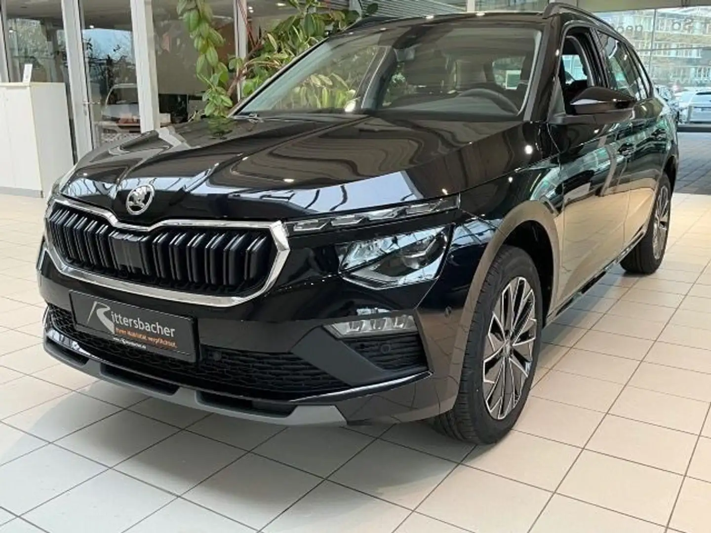 Skoda Kamiq Tour 1,0 TSI 85 kW 7-Gang-DSGVerfügbar ab Schwarz - 2