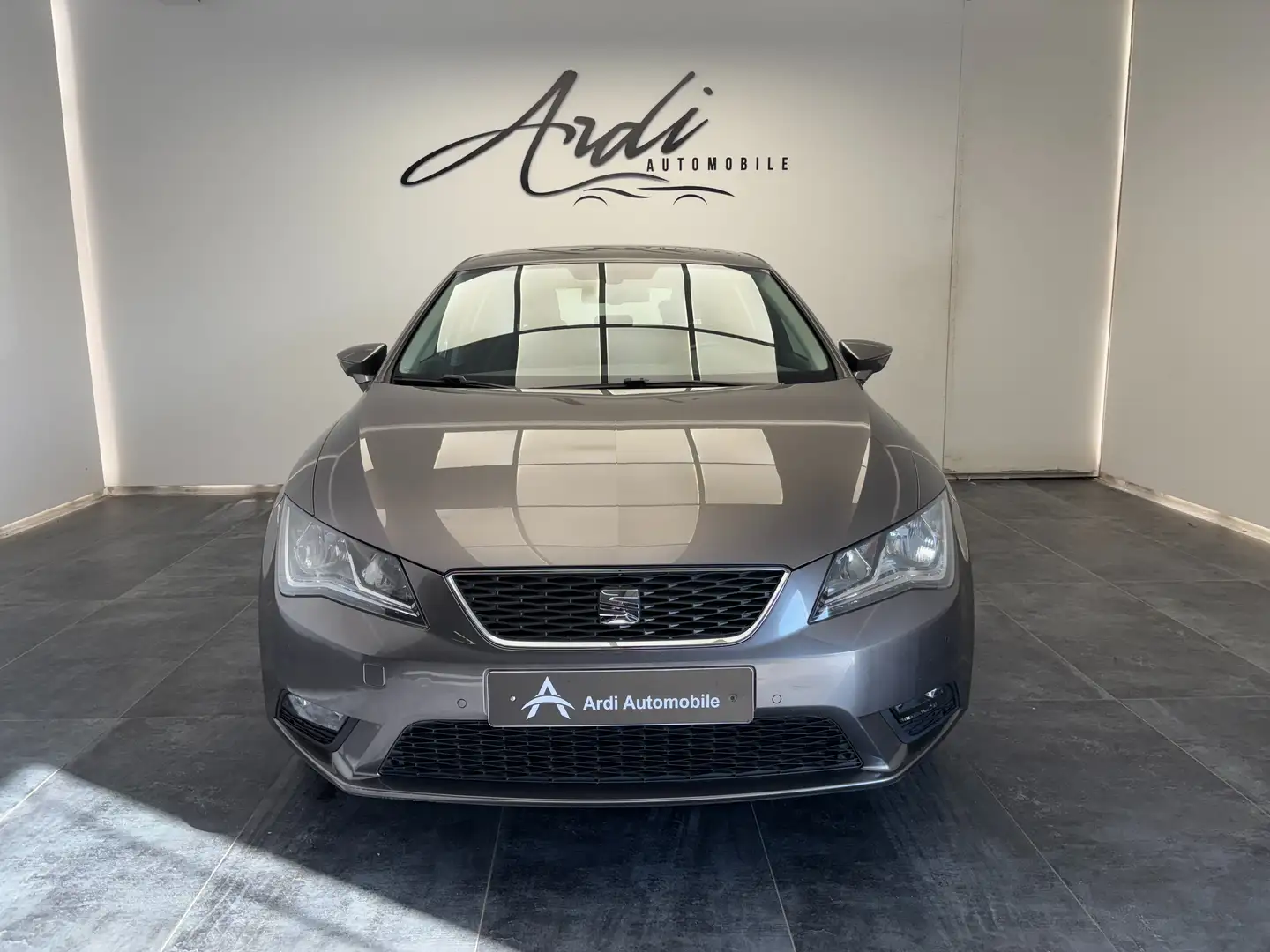 SEAT Leon 1.2 TSI *CAPTEUR AV+AR*CRUISE CONTROL*GARANTIE* Grijs - 2