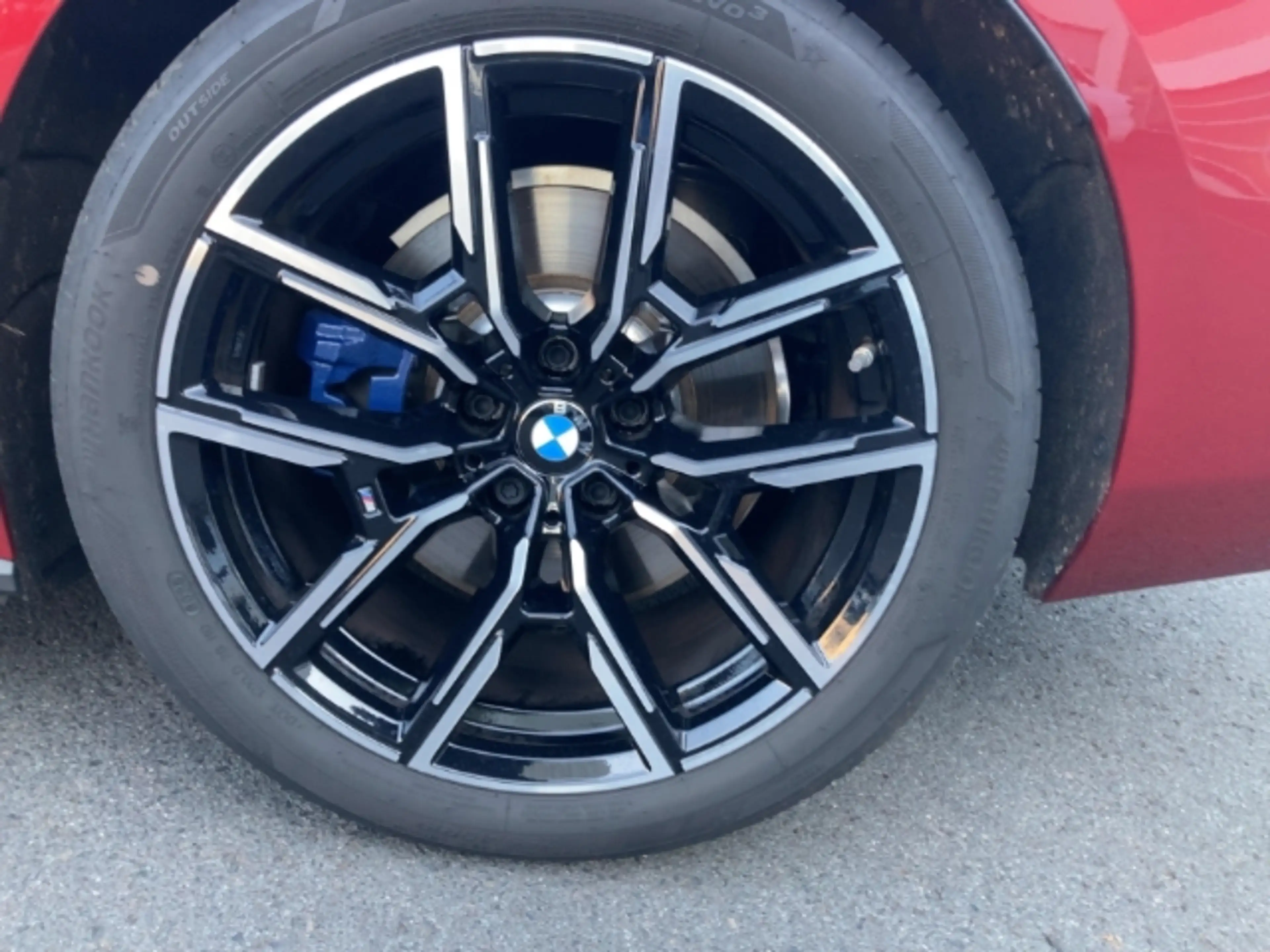 BMW i4 M60 xDrive Sportpaket HUD AD AHK-klappbar Navi Dig — photo 13