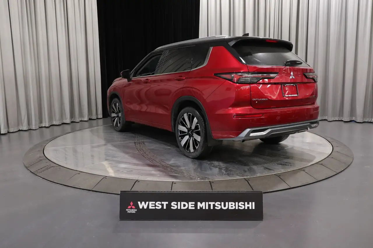 Mitsubishi Outlander снимка Mitsubishi Outlander