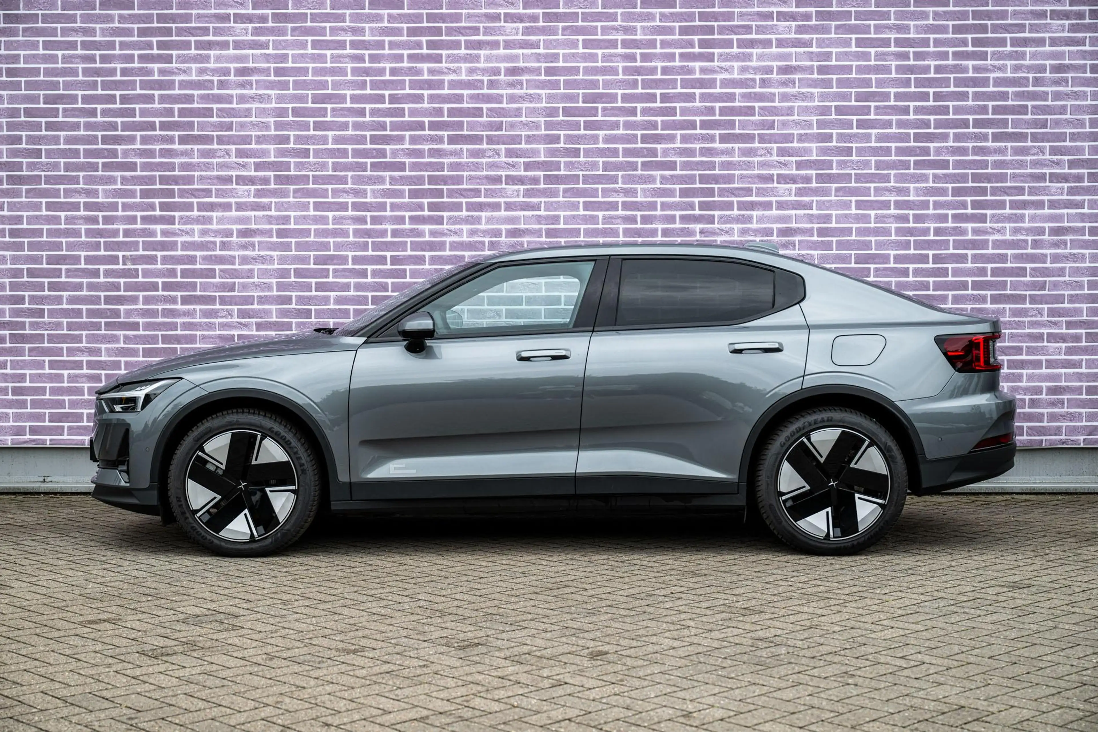 Polestar 2 Long Range Single Motor Plus 82 kWh | Warmtepomp | — photo 4