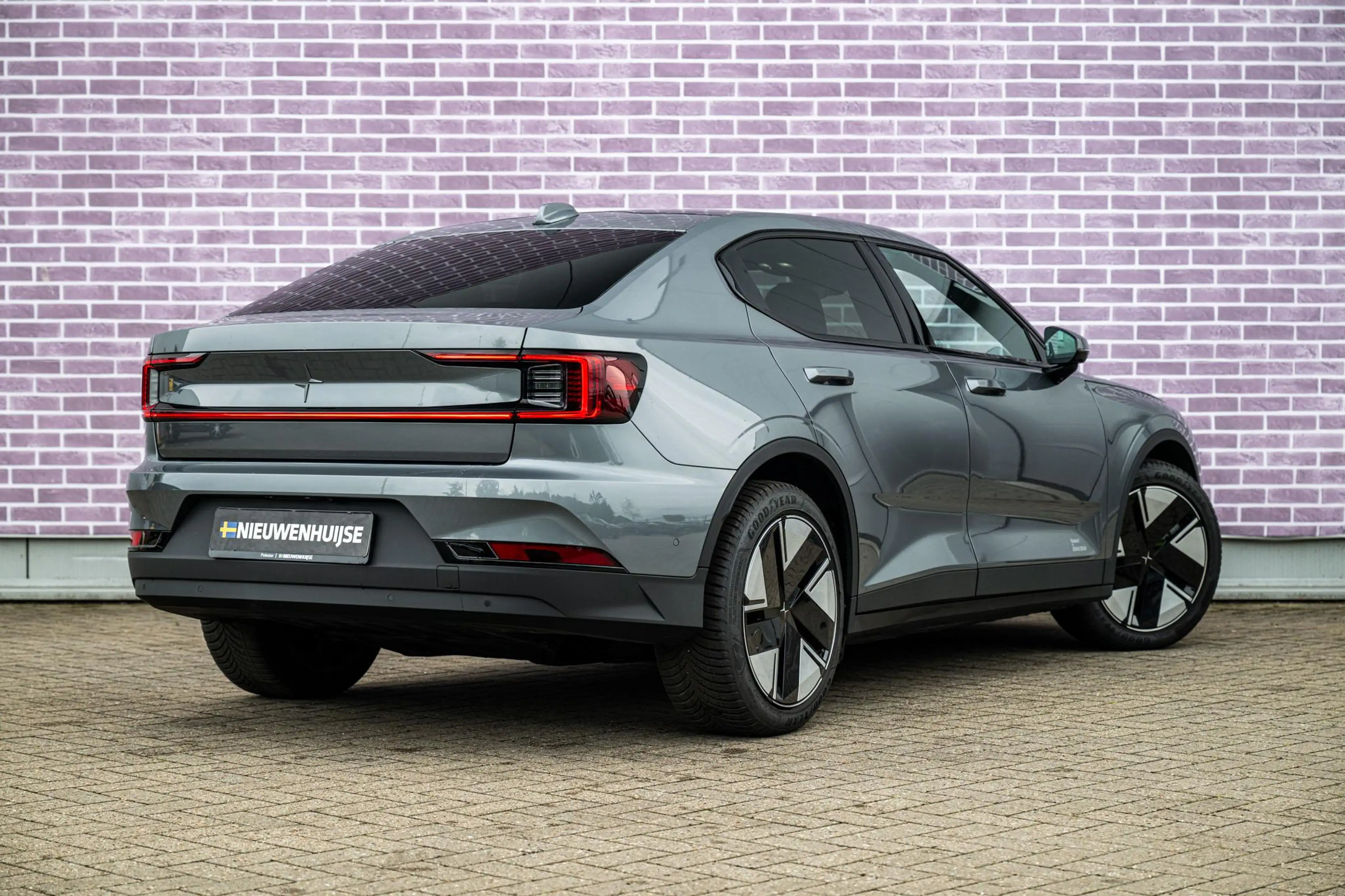 Polestar 2 Long Range Single Motor Plus 82 kWh | Warmtepomp | — photo 2