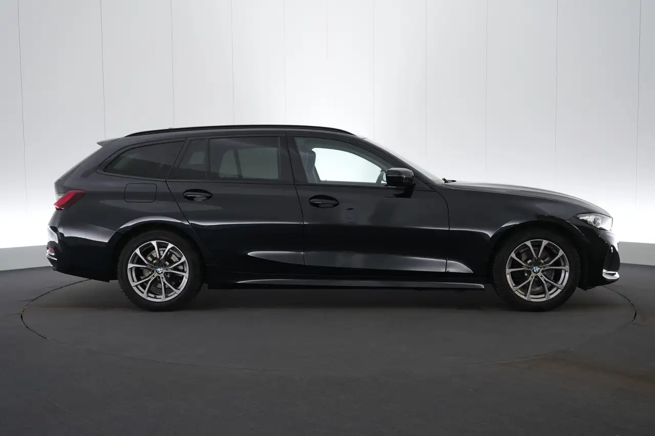 BMW 3 Series 3 Touring 318dA Business LED GPS PDC Carplay BLIS, миниатюра 5