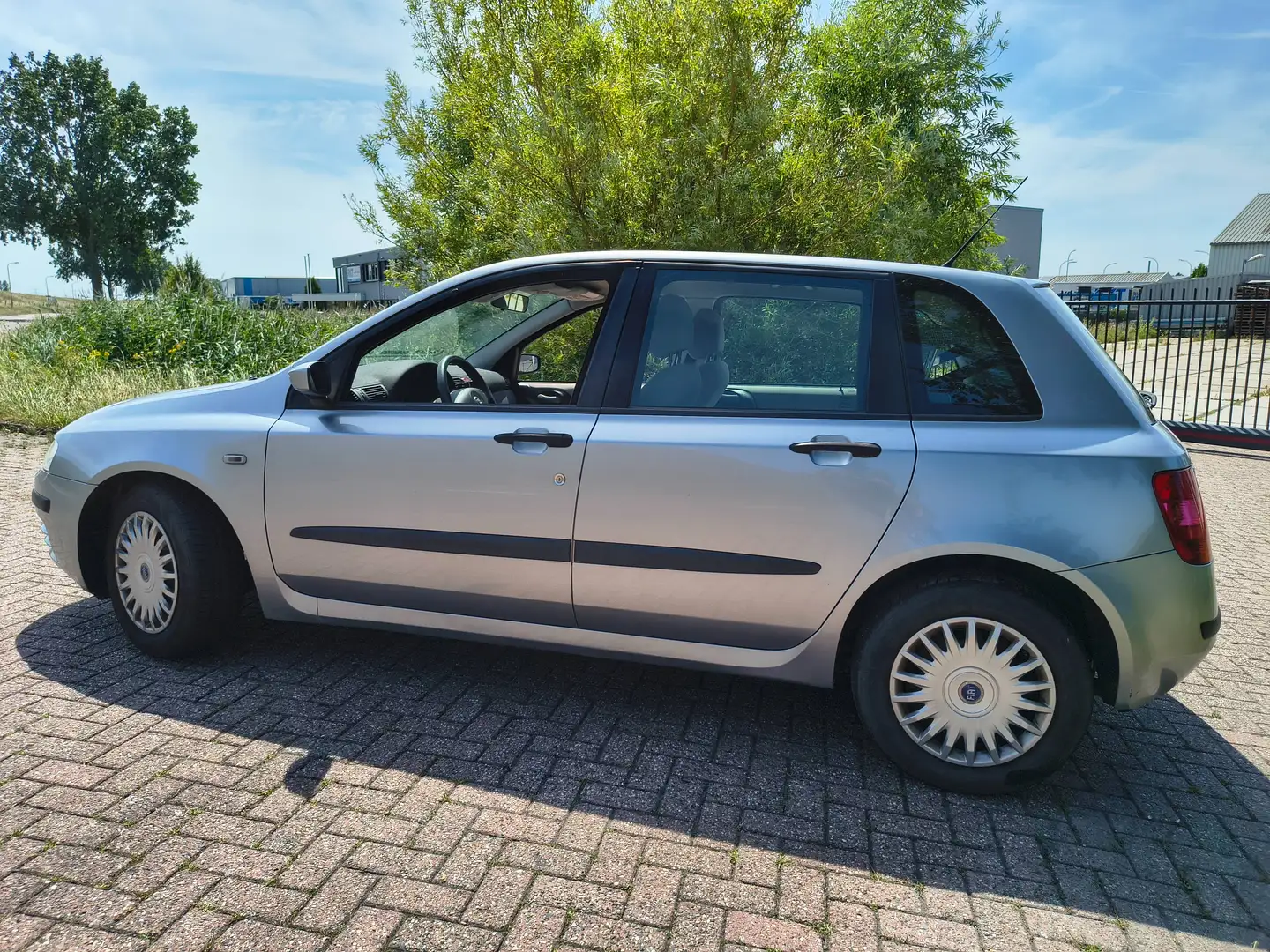 Fiat Stilo Stilo 1.4-16V Actual Grau - 2