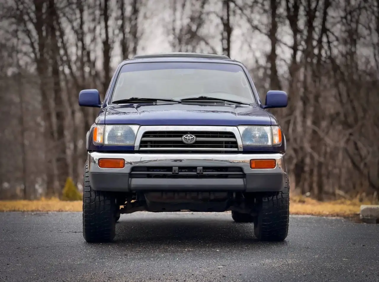 Toyota 4-Runner снимка Toyota 4-Runner