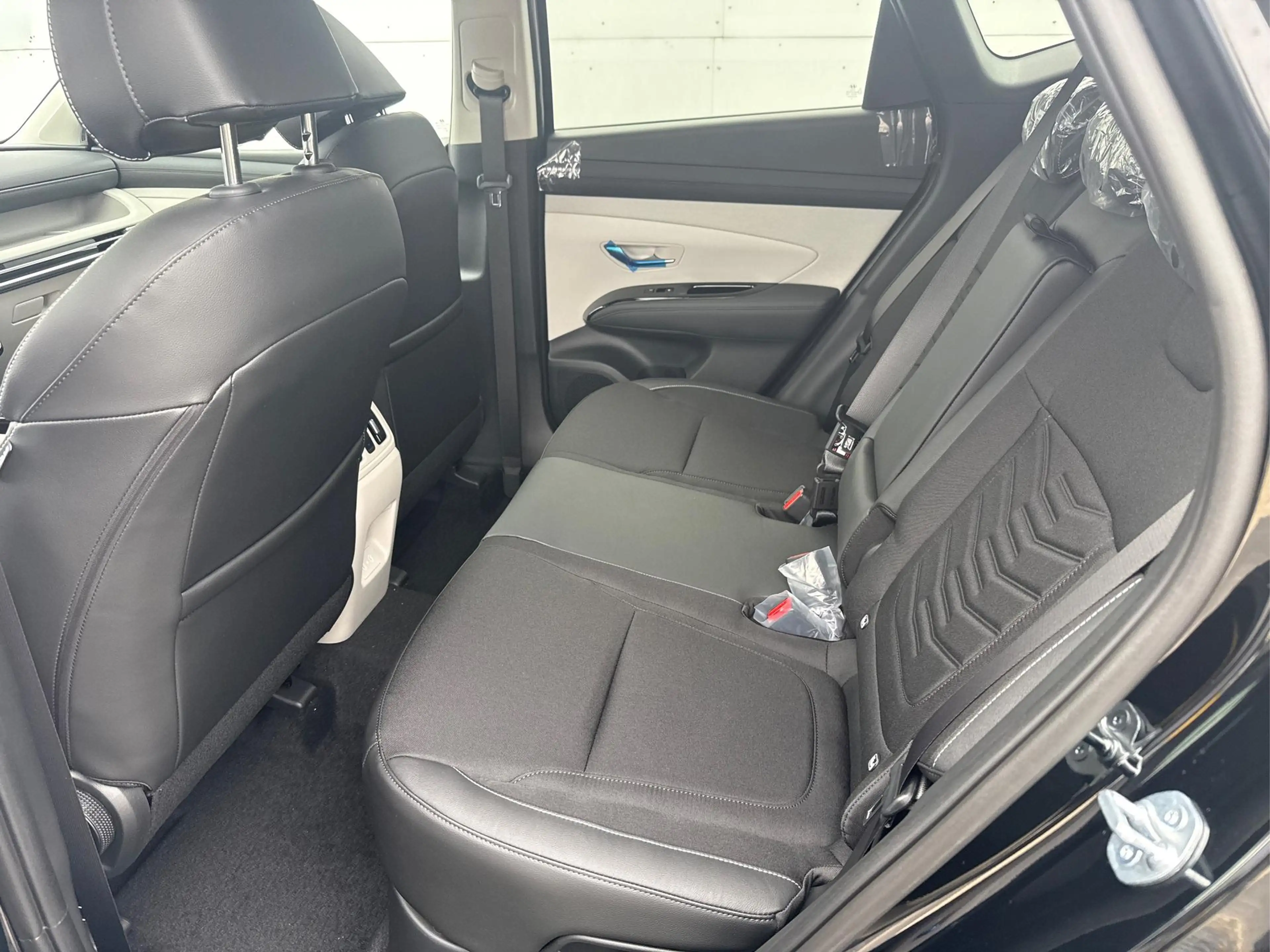 Hyundai TUCSON PREMIUM AUT 4WD WP EL.HECKKLAPPE NAVI RFK PDC 1... — photo 10