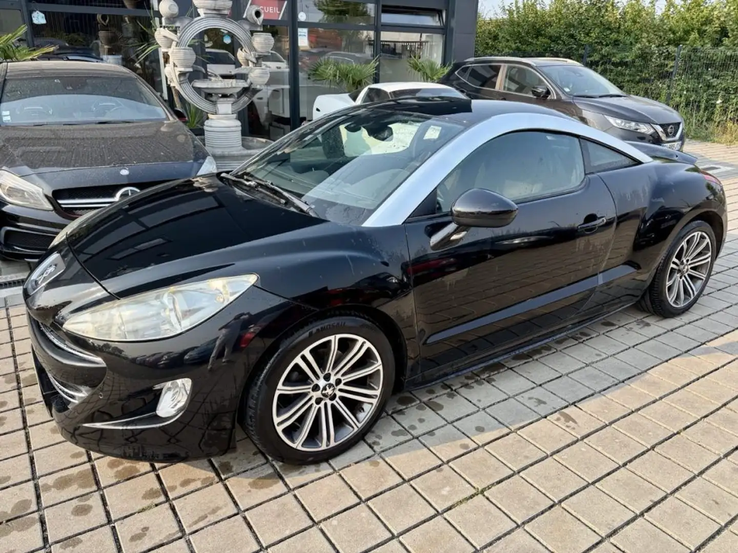 Peugeot RCZ 2.0 HDi FAP 163ch COMFORT Schwarz - 2