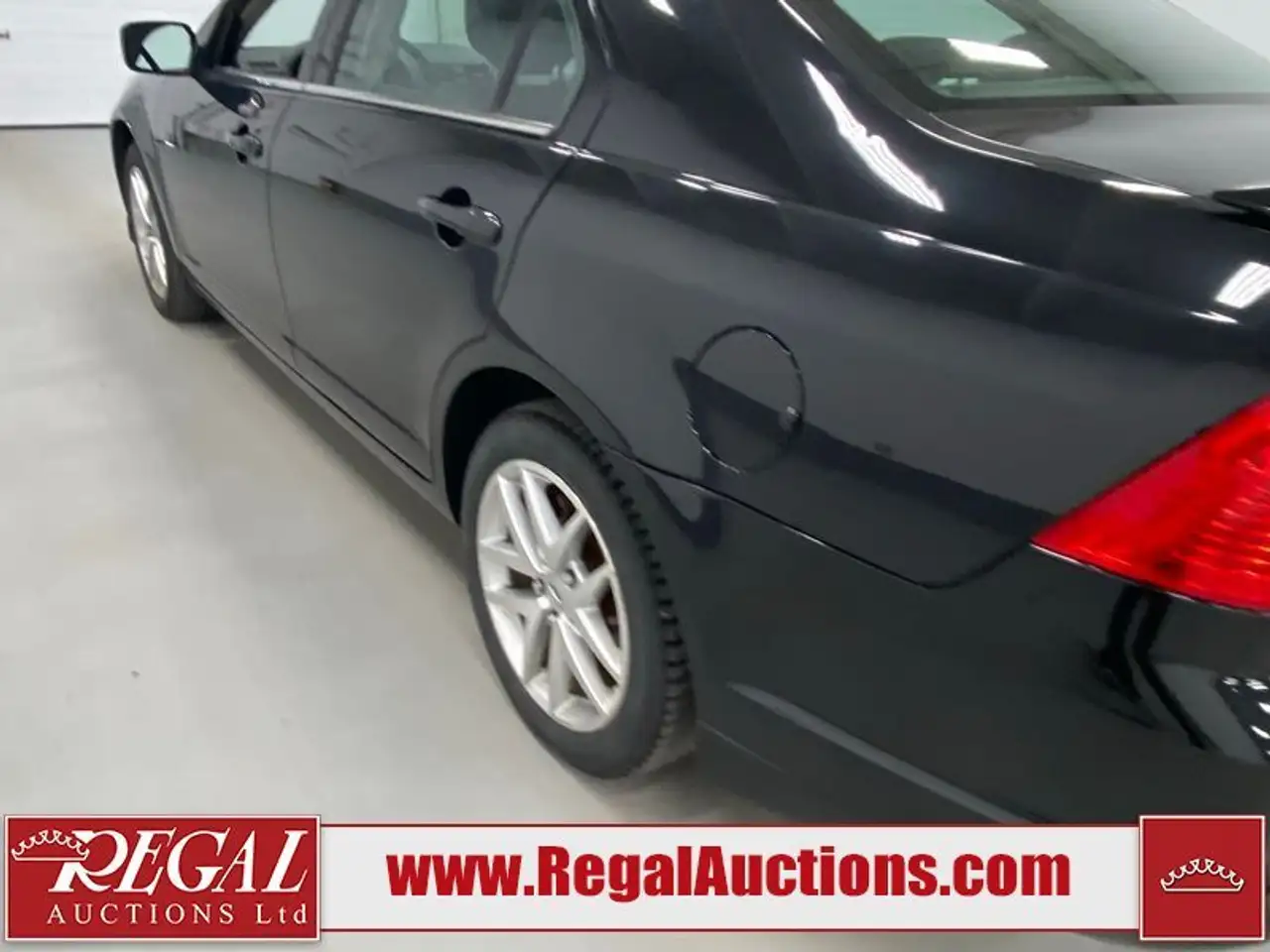 Ford Fusion photo Ford Fusion