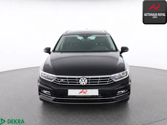 Volkswagen Passat view 8
