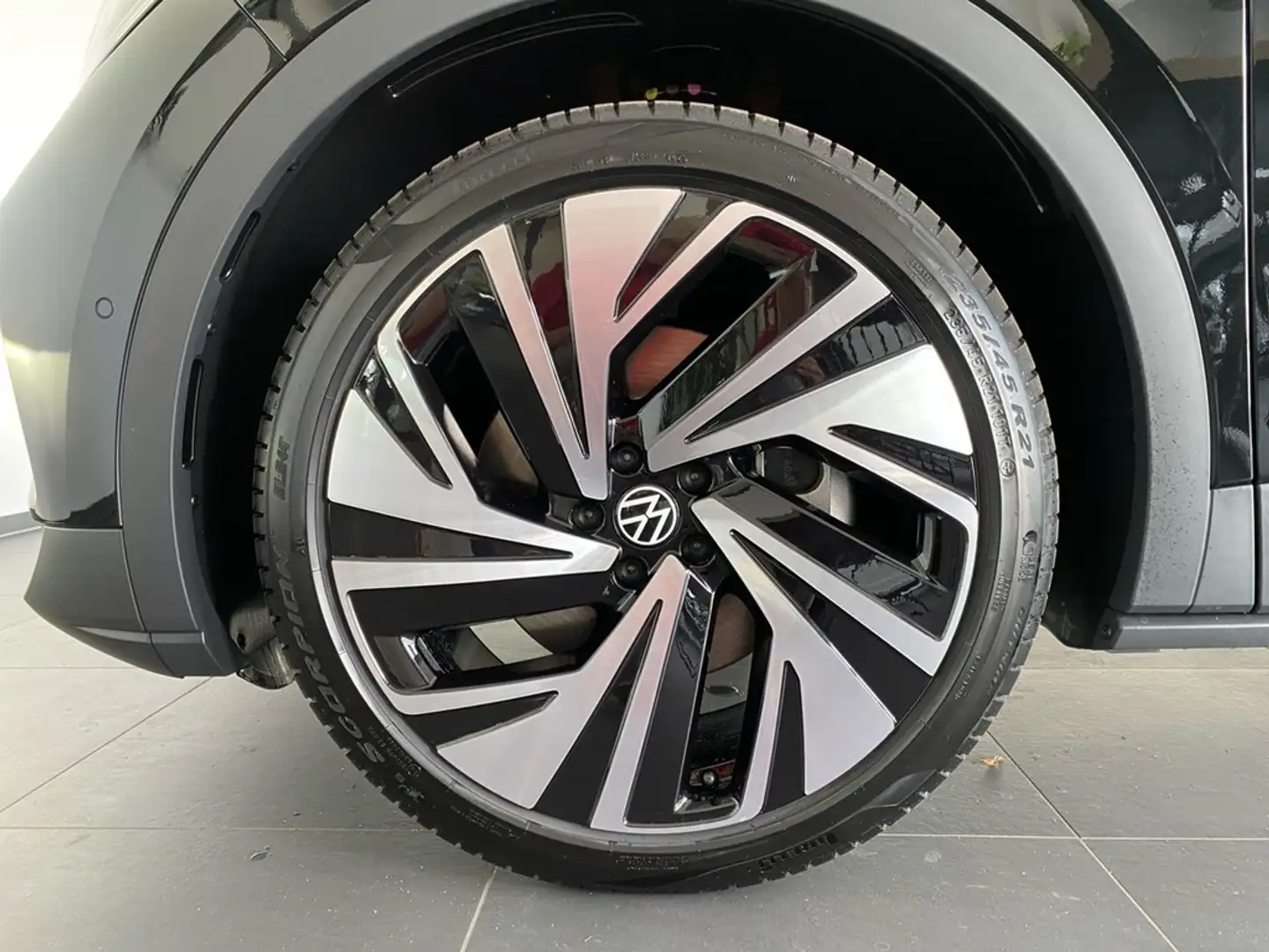 Volkswagen ID.4 ID. 4 Pro 4Motion Schwarz - 2