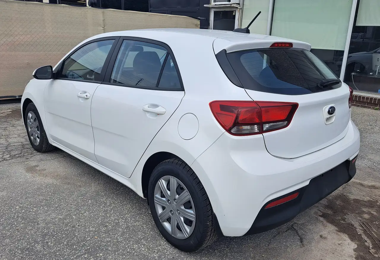 Kia Rio снимка Kia Rio